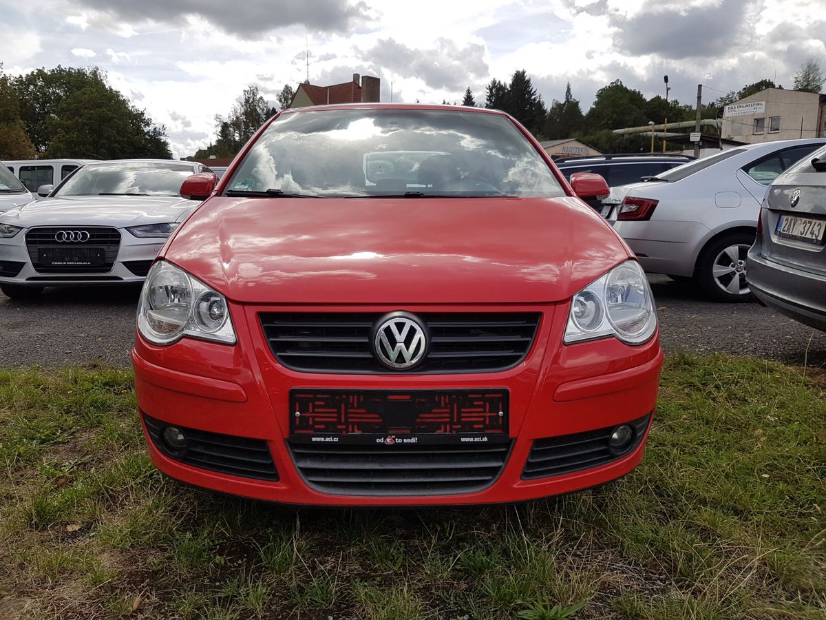 Volkswagen Polo, 1.2i 44KW KLIMA - fotka 2