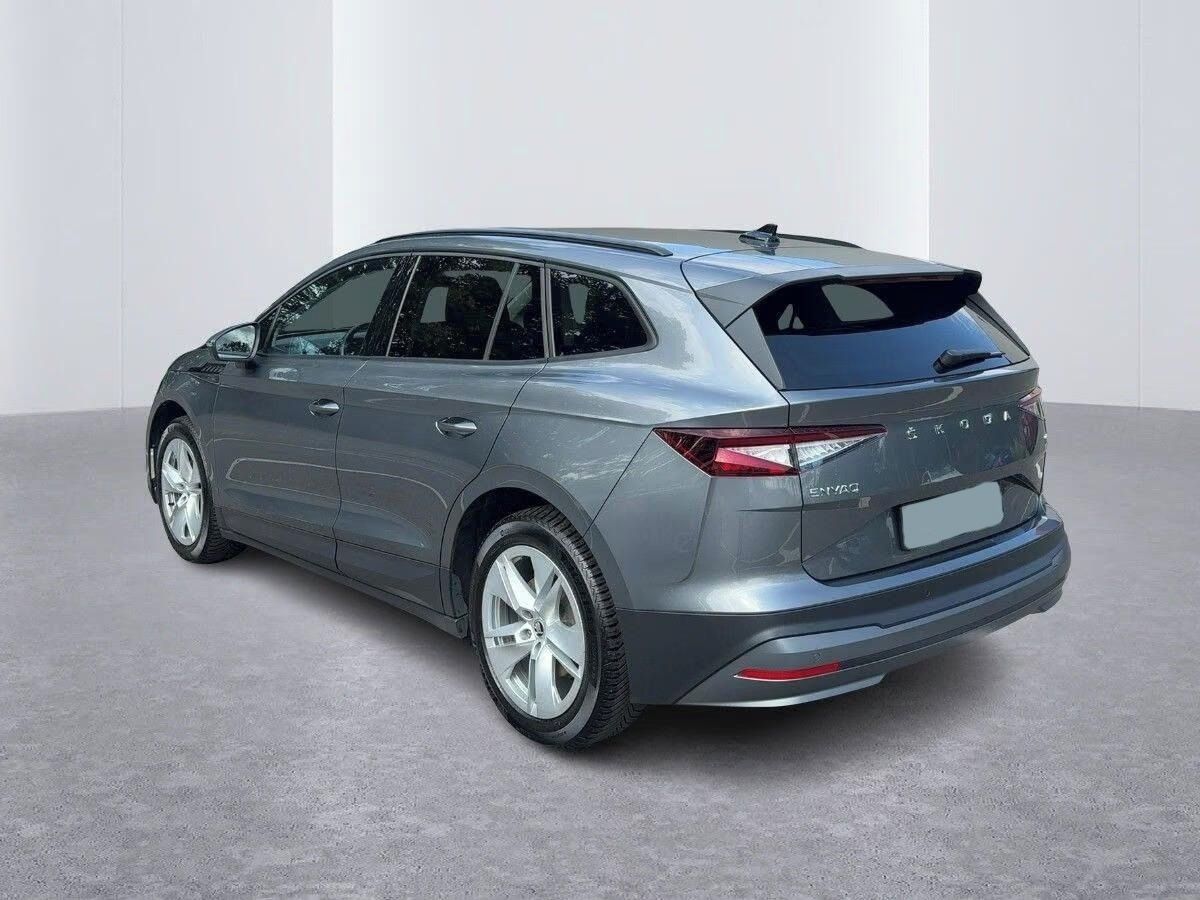 Škoda Enyaq iV, 50 Loft DSG*Kamera*Navi*Led* - fotka 4