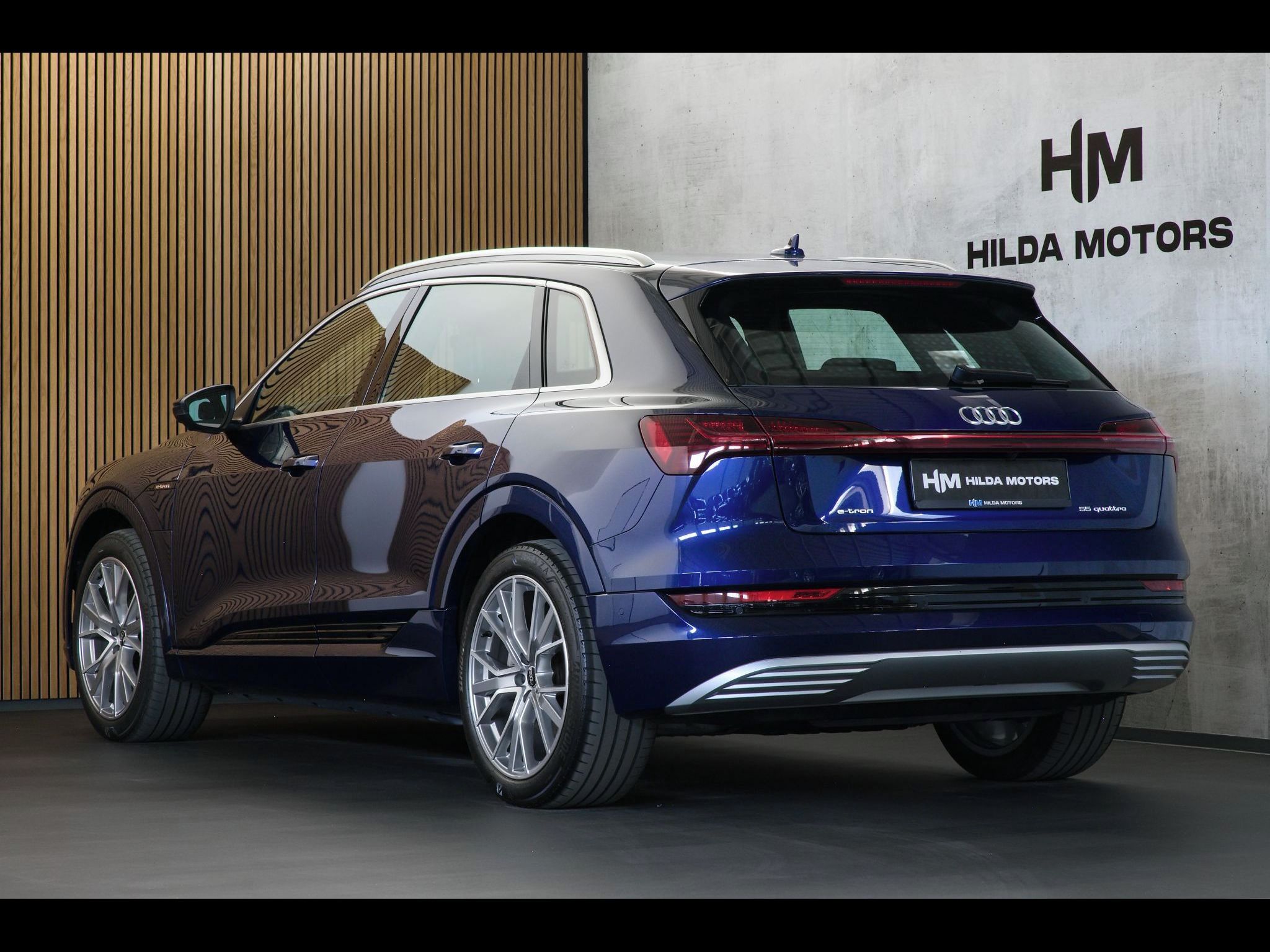 Audi e-tron, 55 300kW Matrix Pano NV Tažné - fotka 2