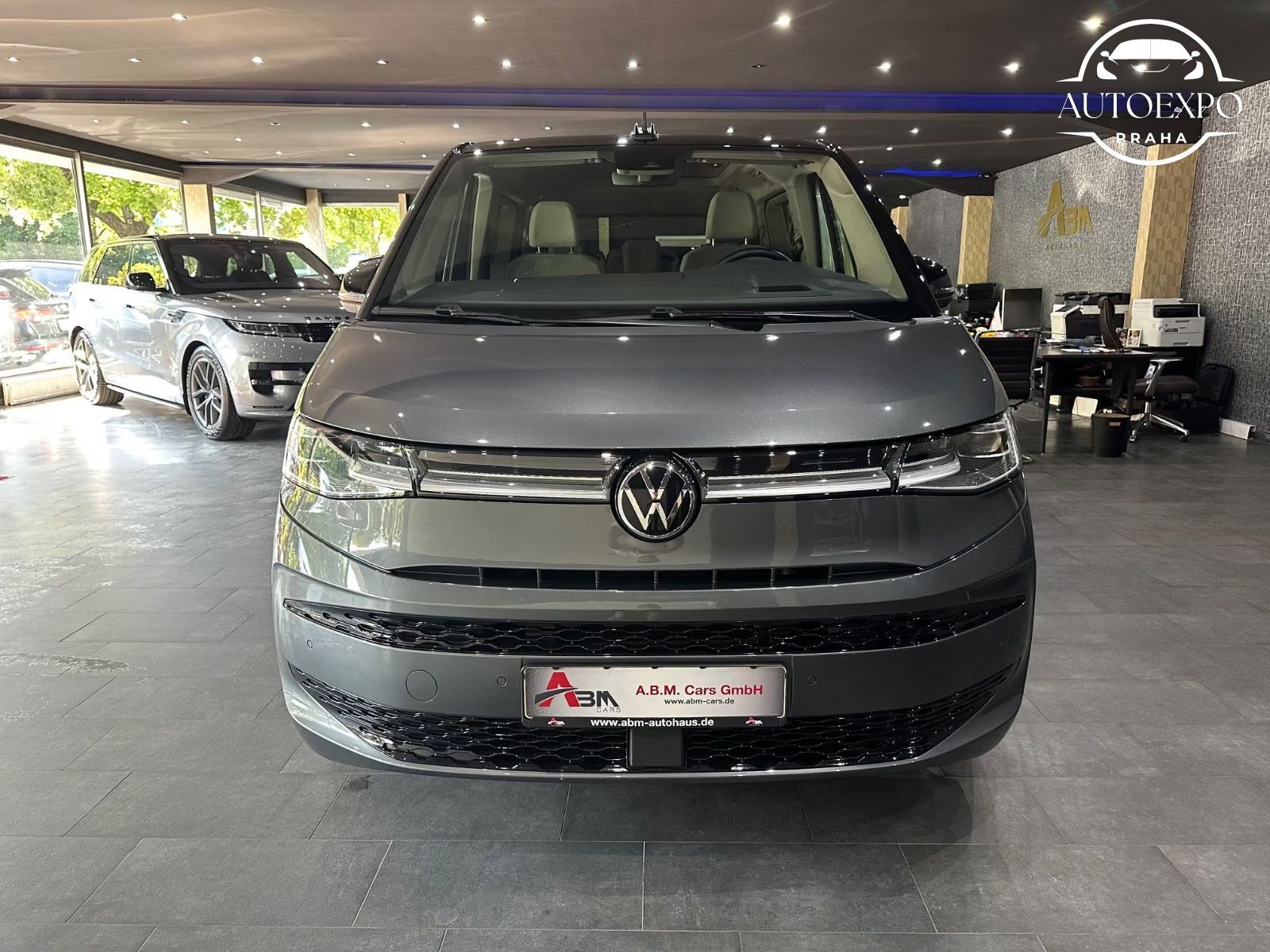 Volkswagen Multivan, EDITION / PANORAMA / 7.míst* - fotka 2