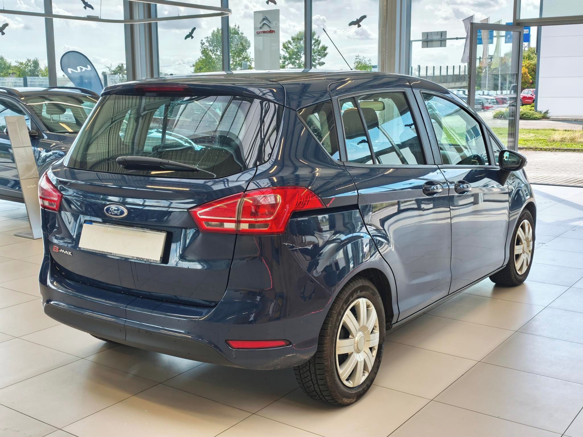 Ford B-MAX, 1,4i 16V 66kW Trend - fotka 6