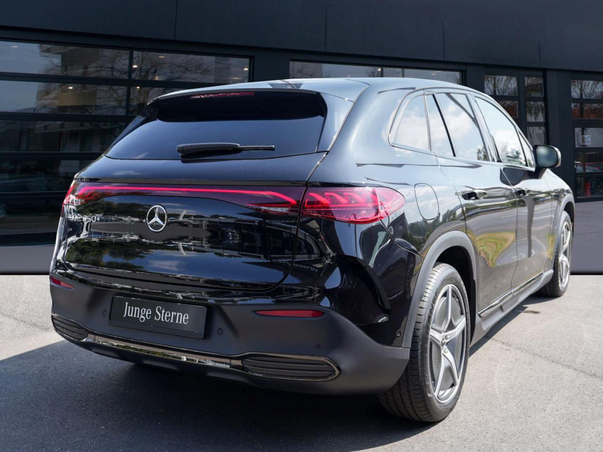 Mercedes-Benz EQE, 350+ AMG Pano 360 Burm DIGI.Li - fotka 3