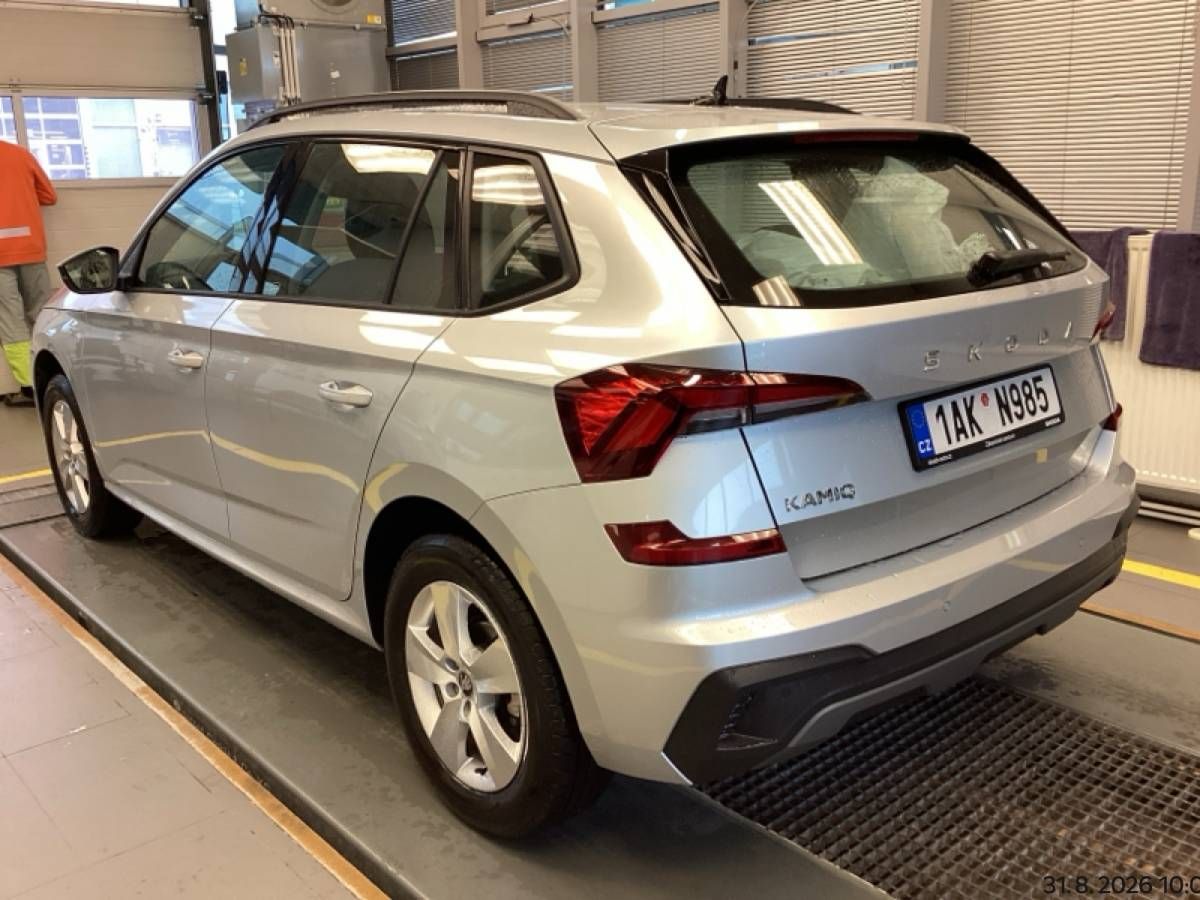 Škoda Kamiq, Selection 1,0 TSI 85kW MT6/N98 - fotka 4