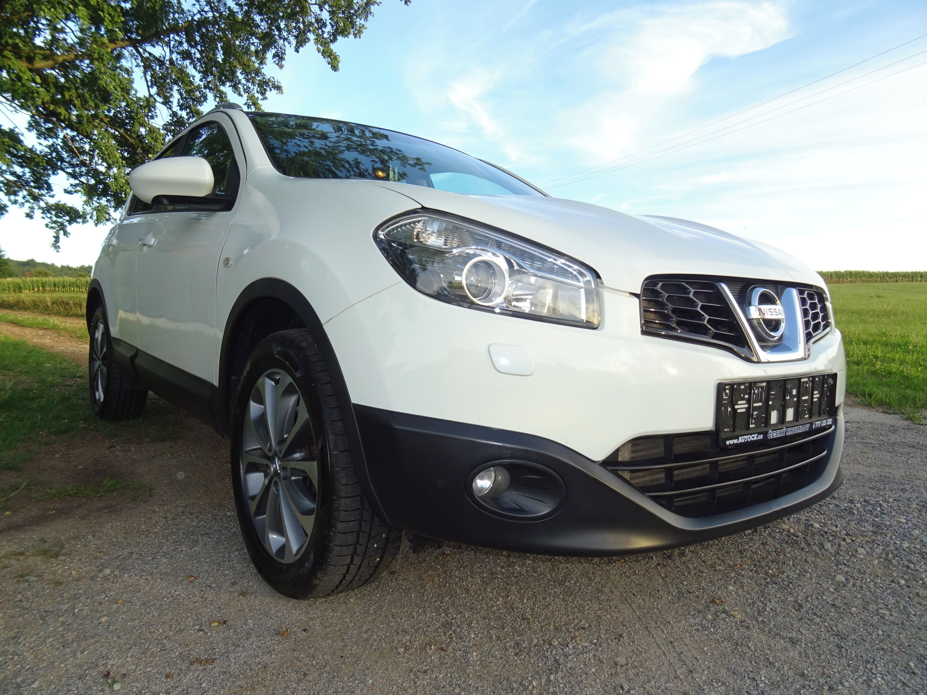 Nissan Qashqai, 2,0 dCi 4x4 tažné,pěkná výbava - fotka 2