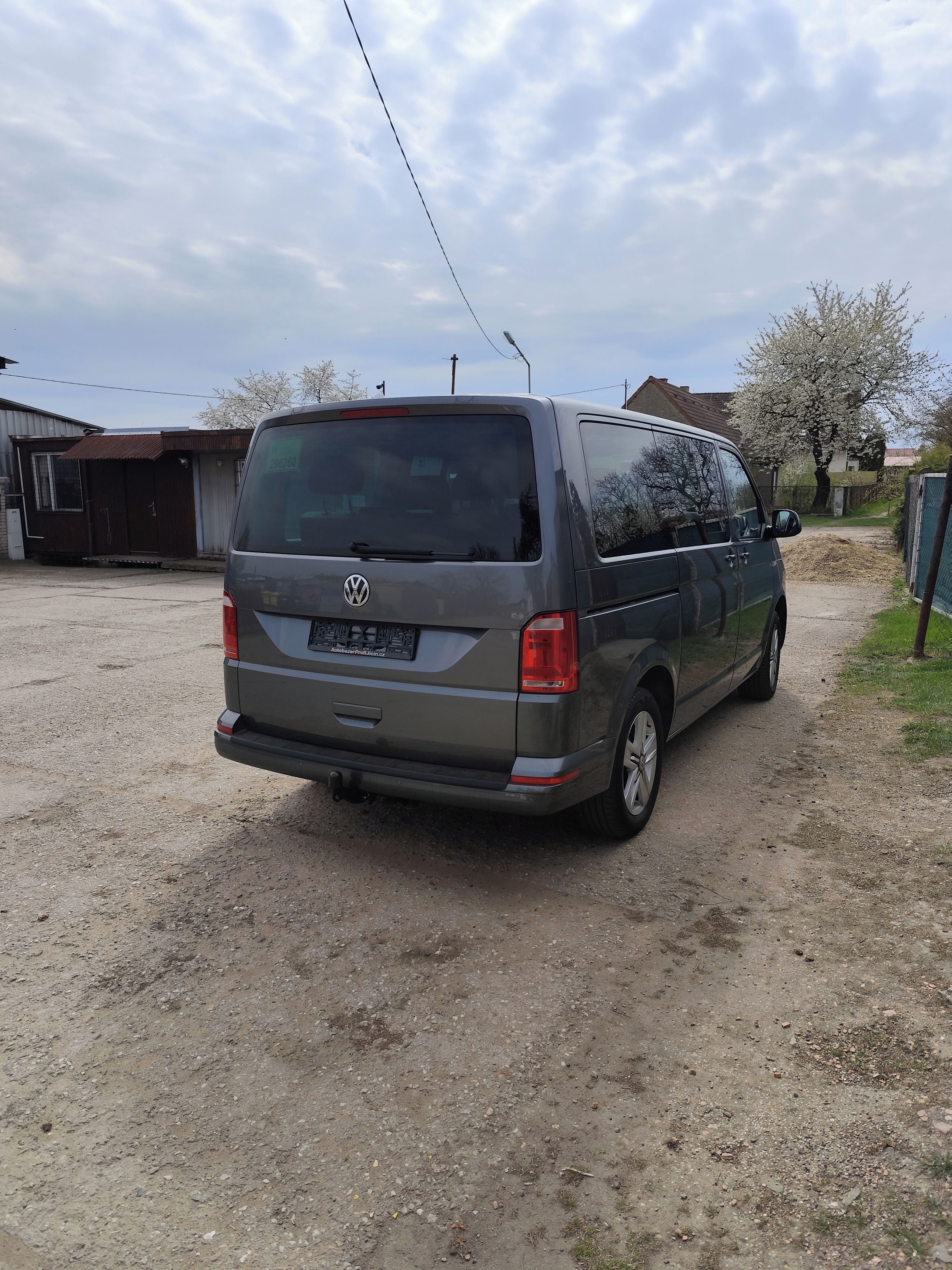 Volkswagen Multivan, 2.0 TDI - Servisováno VW - fotka 4