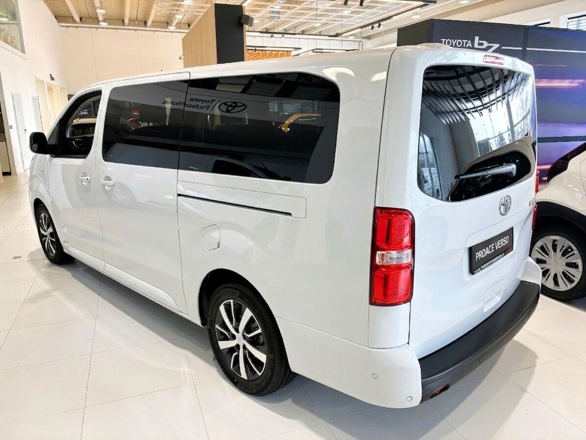 Toyota Proace Verso, 2,2 L2 Business Comfort - fotka 5