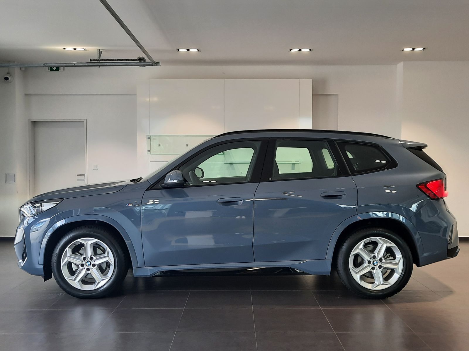 BMW X1, xDrive 20d M Sport - fotka 4