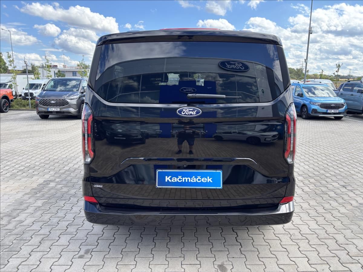 Ford Tourneo Custom, 2,5 PHEV 171kW Titanium X L2 - fotka 4