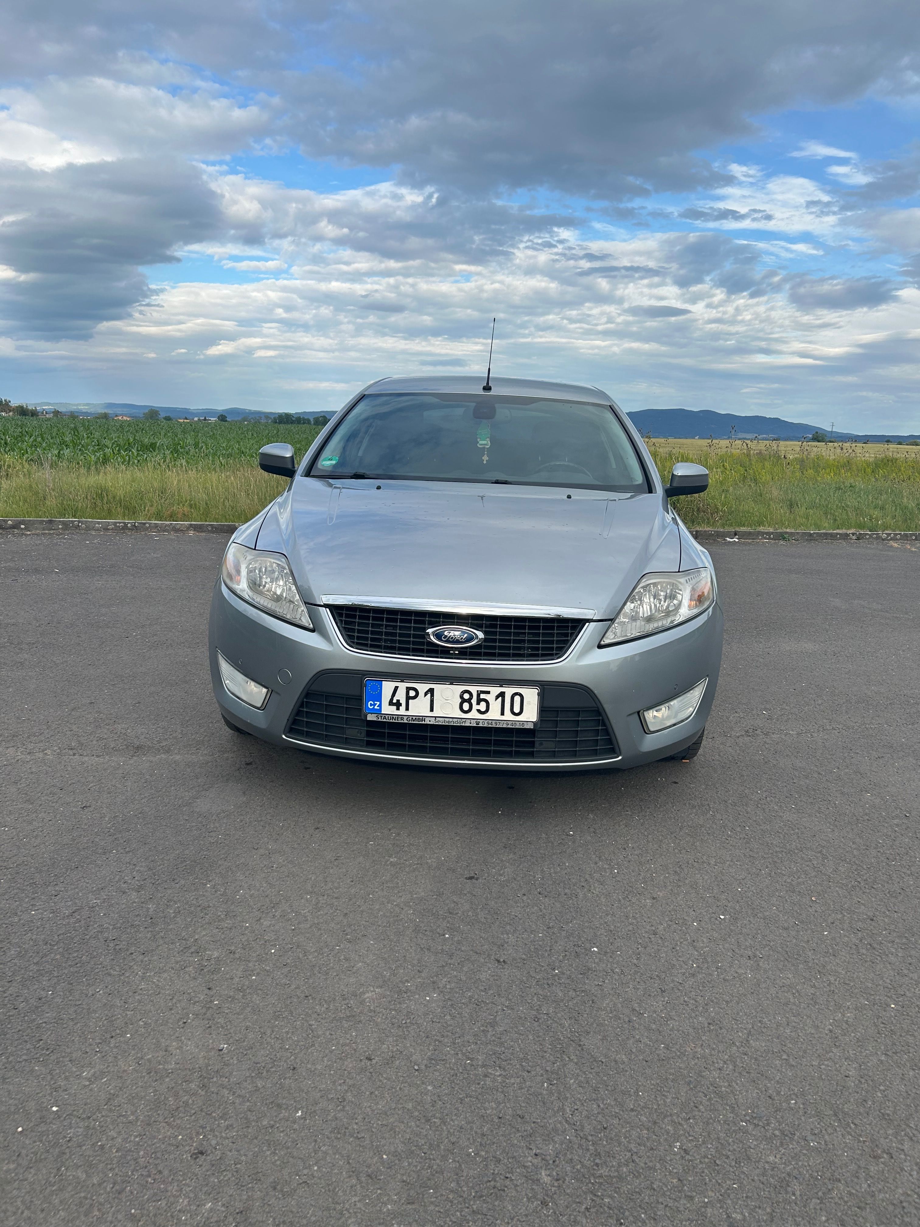 Ford Mondeo, Osobní automobil - fotka 5