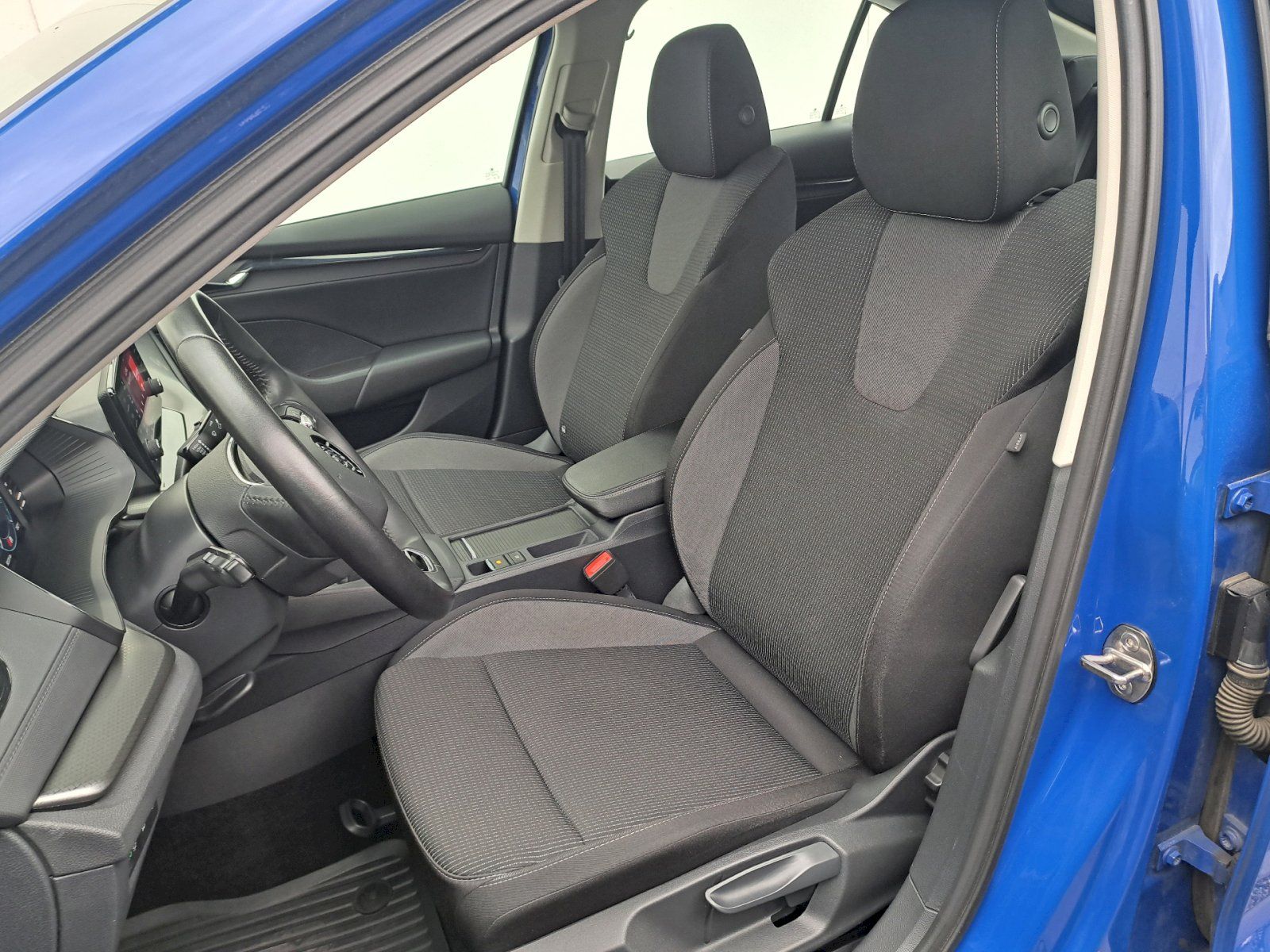 Škoda Octavia, 2,0TDI 110kW Ambition Plus - fotka 6