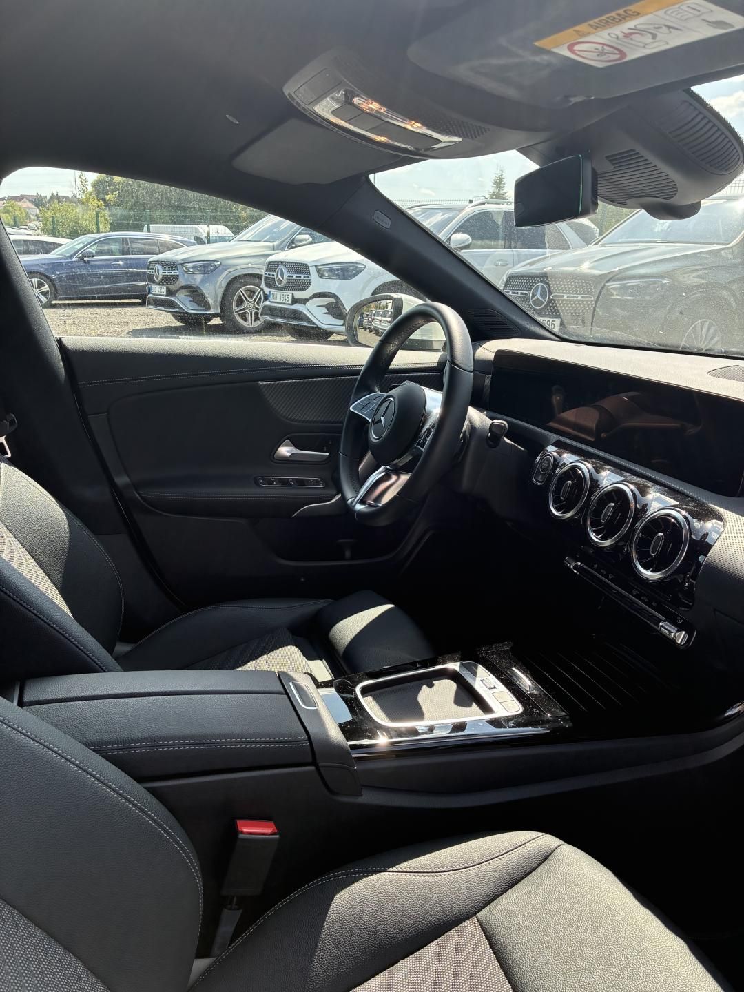 Mercedes-Benz CLA, 200d shooting brake - fotka 6