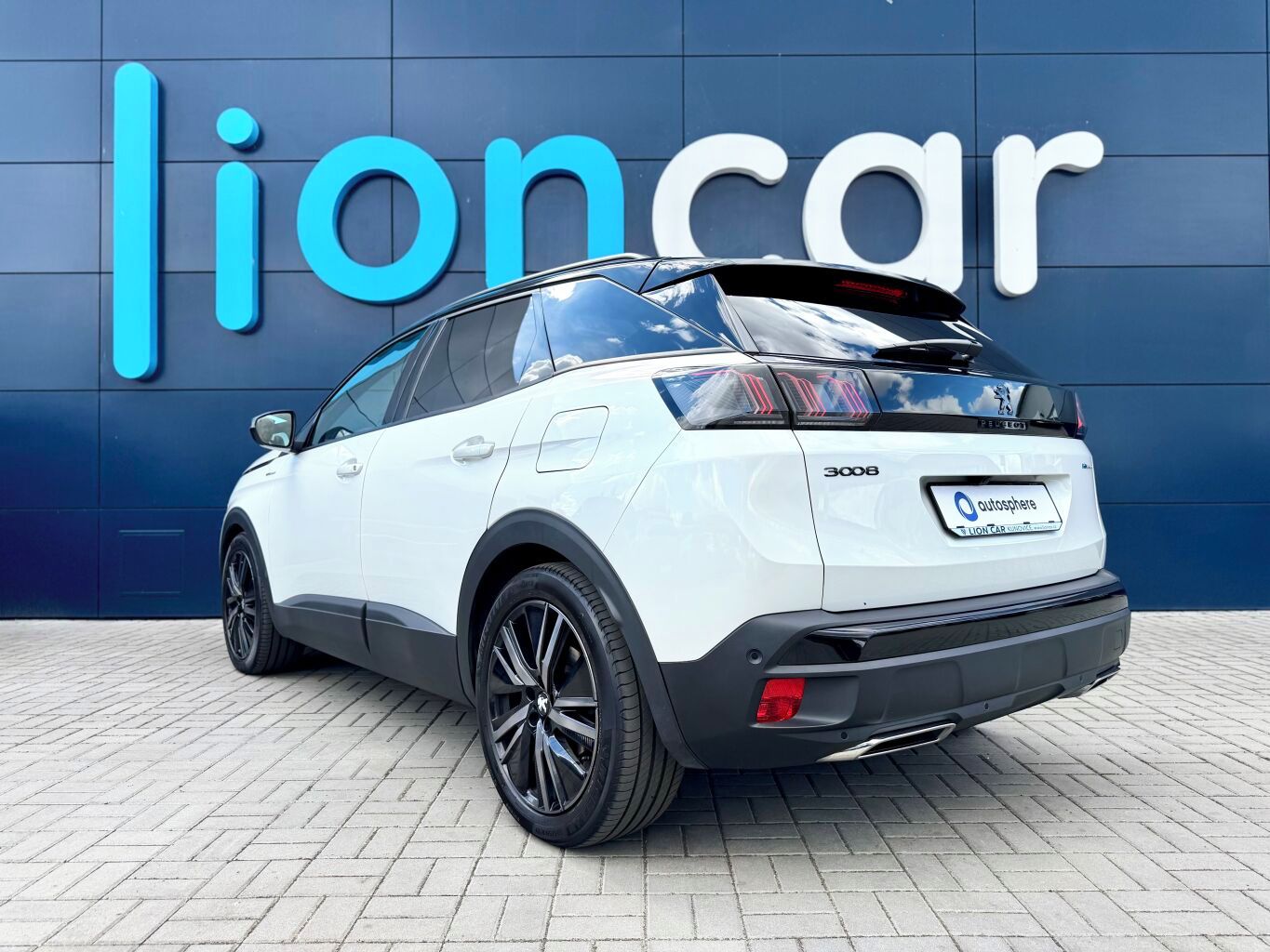 Peugeot 3008, GT 1.6 HYBRID, 4x4, 300koní, Č - fotka 5