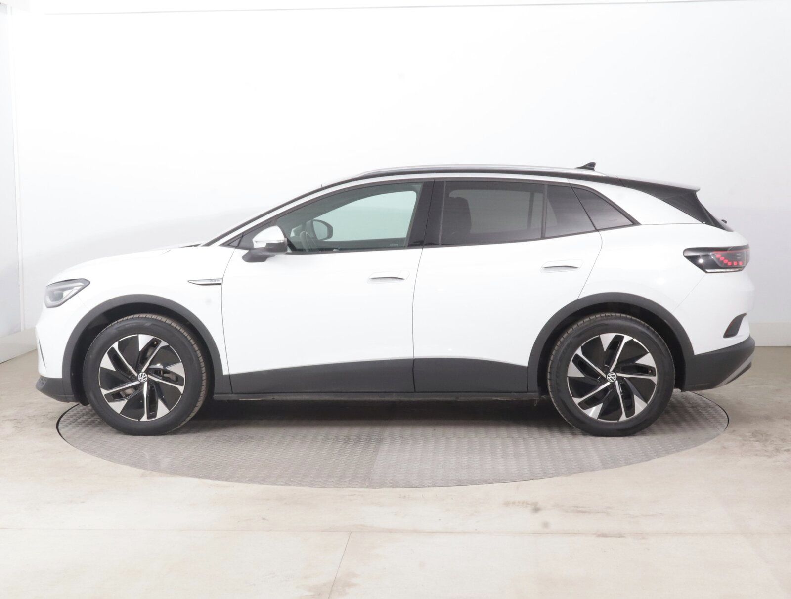Volkswagen ID.4, Pro Perf. (82 kWh), SoH 93% - fotka 3