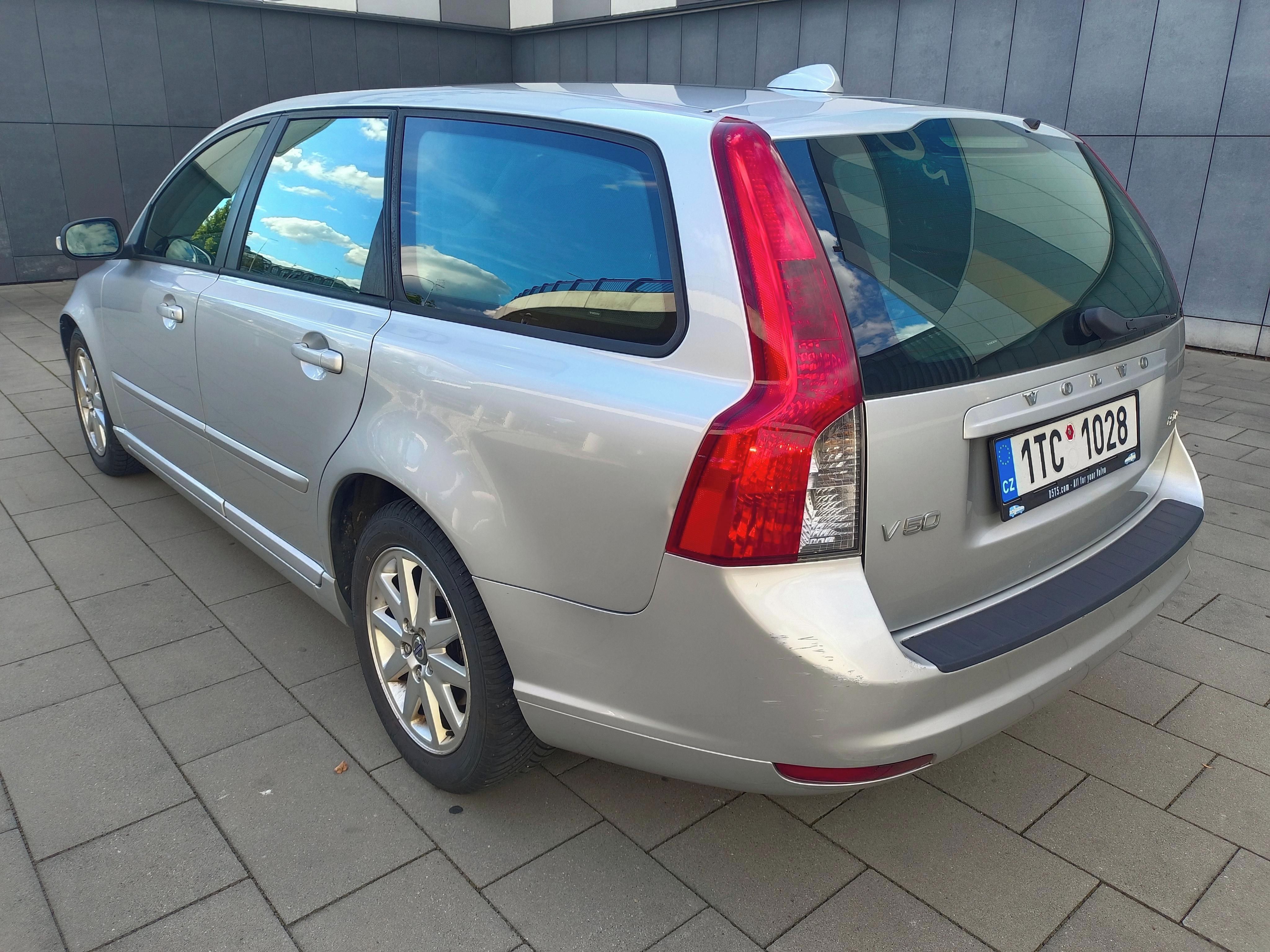Volvo V50, 2.0 D 100 kW automat