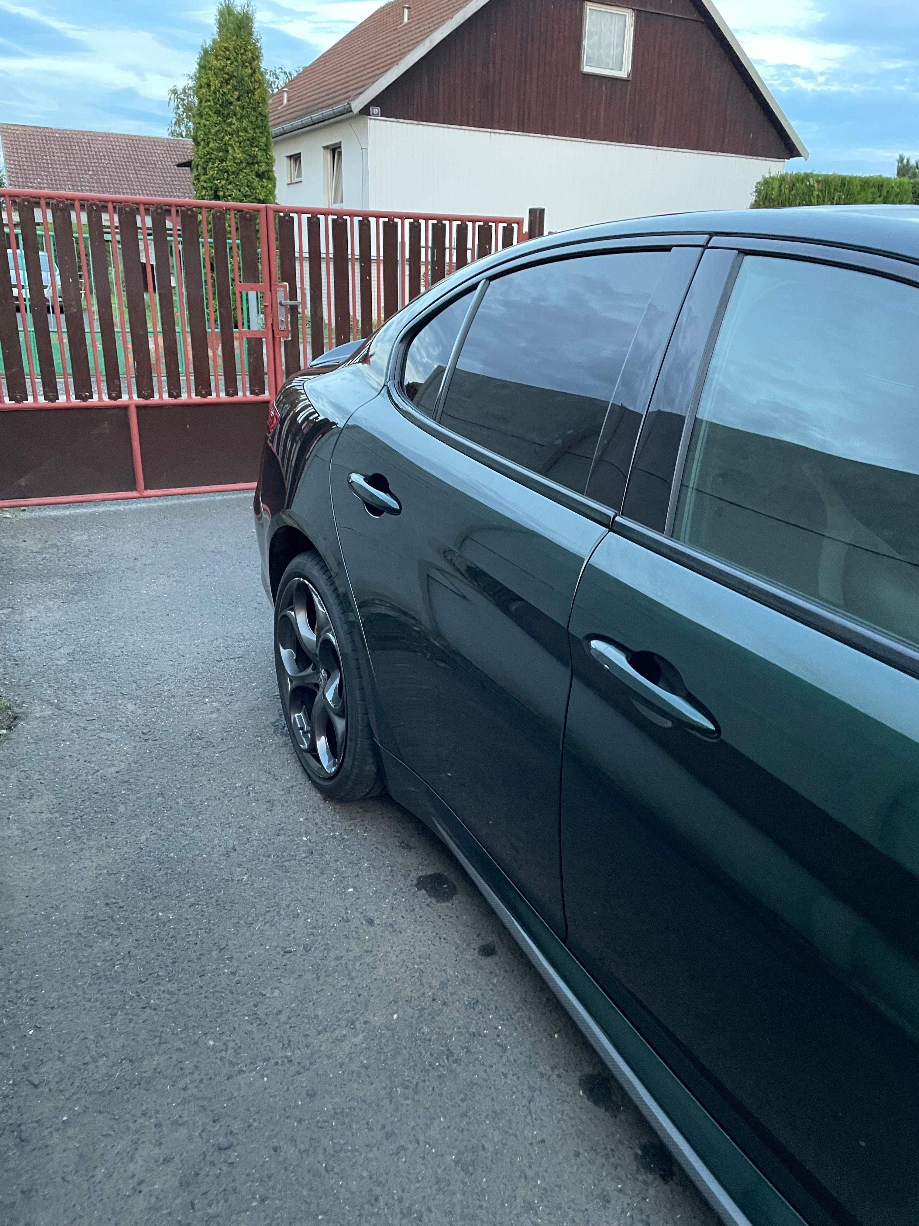 Alfa Romeo Giulia, Alfa Romeo Giulia 2.0 VeloceTi - fotka 5