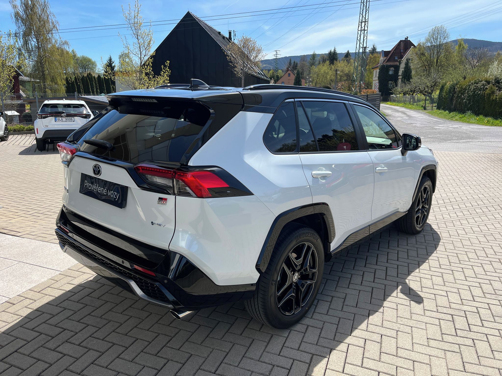 Toyota Rav4, 2.5 Hybrid e-CVT 4WD GR Sport - fotka 6