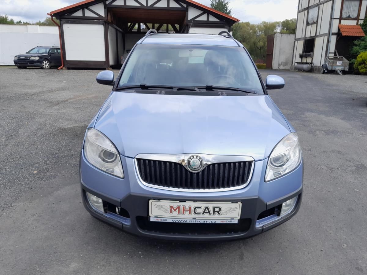 Škoda Roomster, 1,6 i 77kW SCOUT MOTOR K.O. - fotka 2