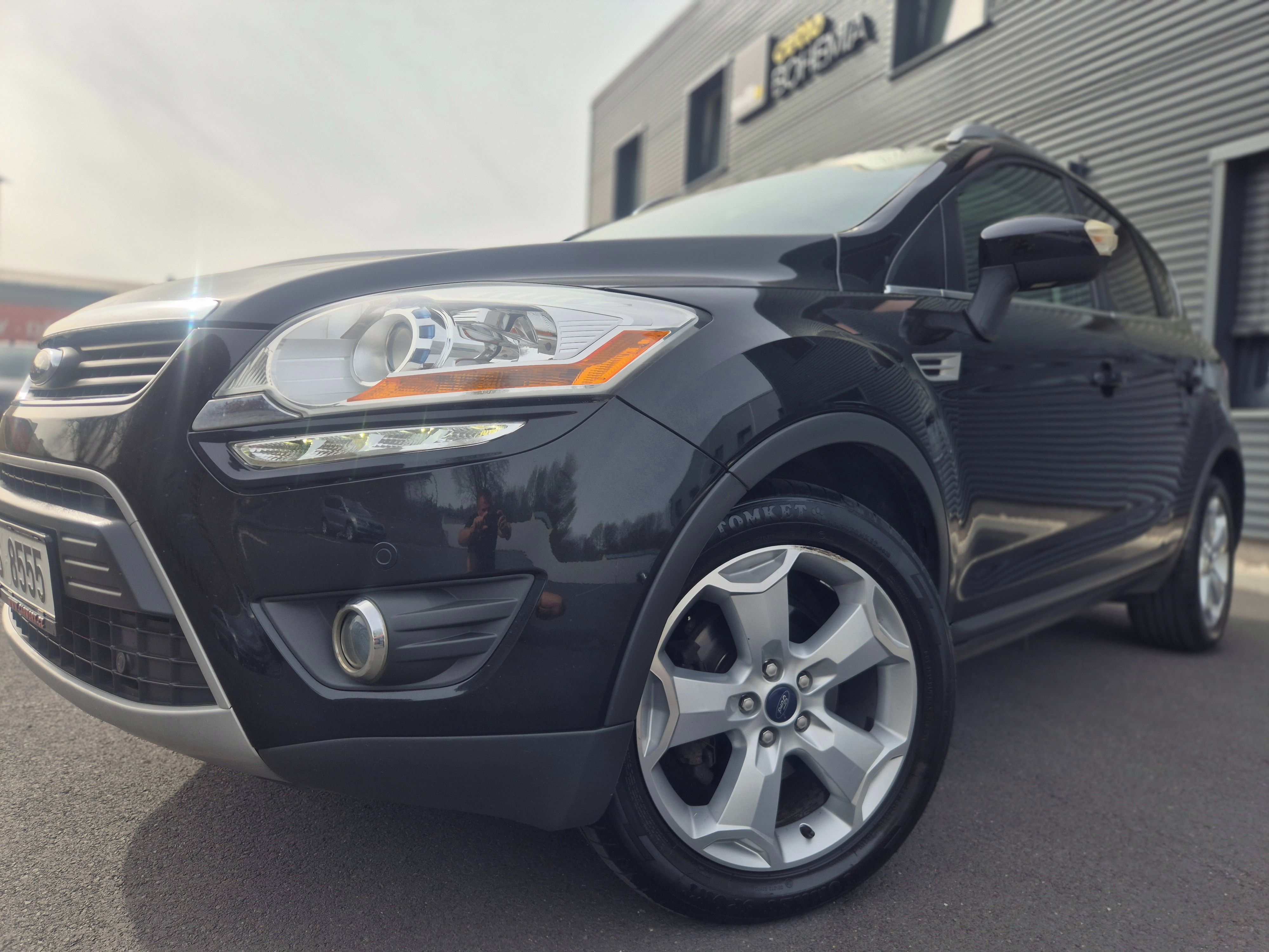 Ford Kuga, 1 maj.plný servis ZÁRUKA 1 ROK