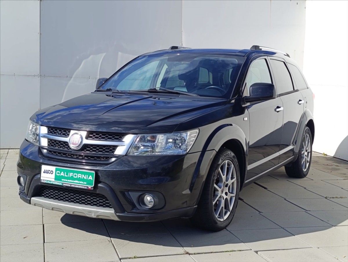 Fiat Freemont, 2,0 MULTIJET 7MÍST AWD AT NAVI - fotka 2
