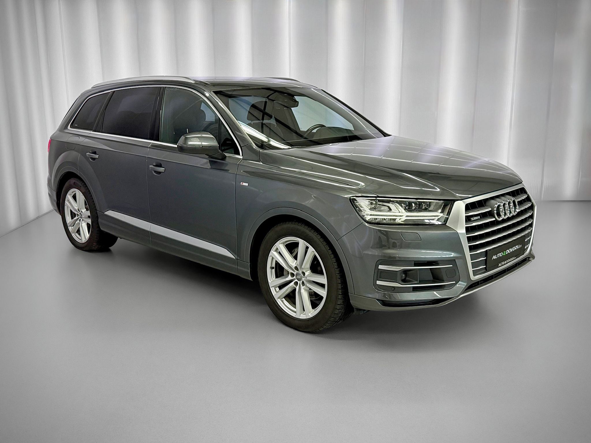 Audi Q7, 3.0TDI 200KW QUATTRO S-LINE - fotka 3