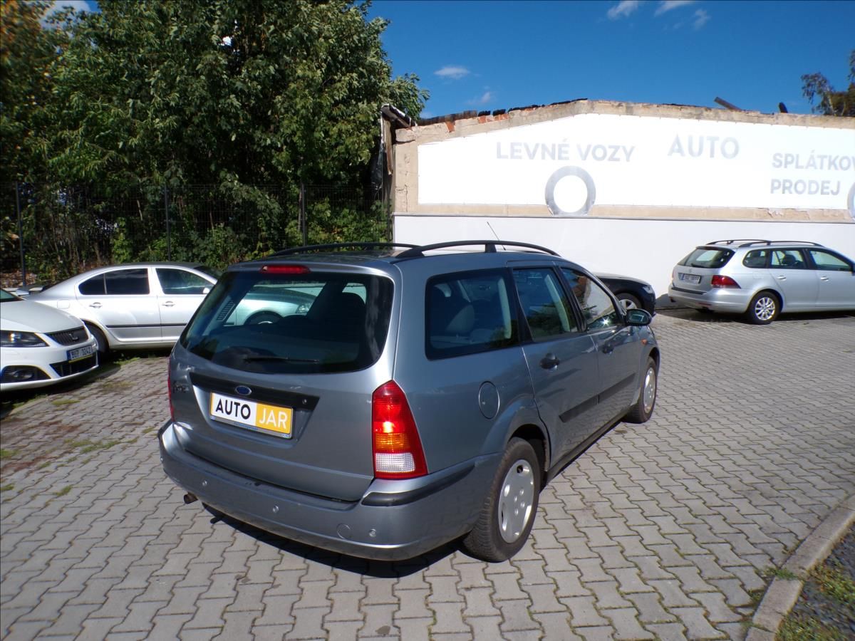 Ford Focus, 1,6 16V - fotka 5