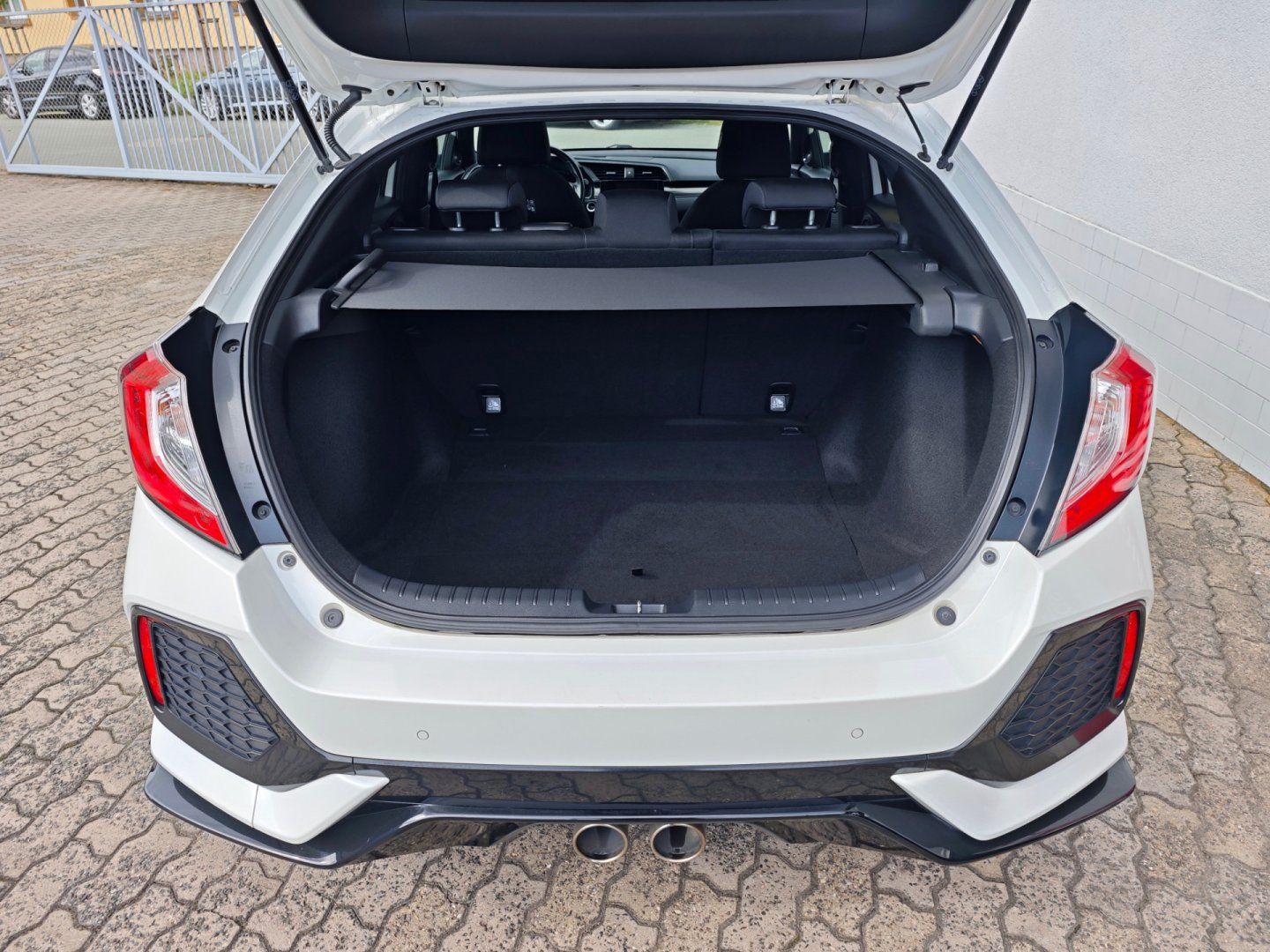 Honda Civic, 1.5 Turbo Sport Plus 134kW 6MT - fotka 6