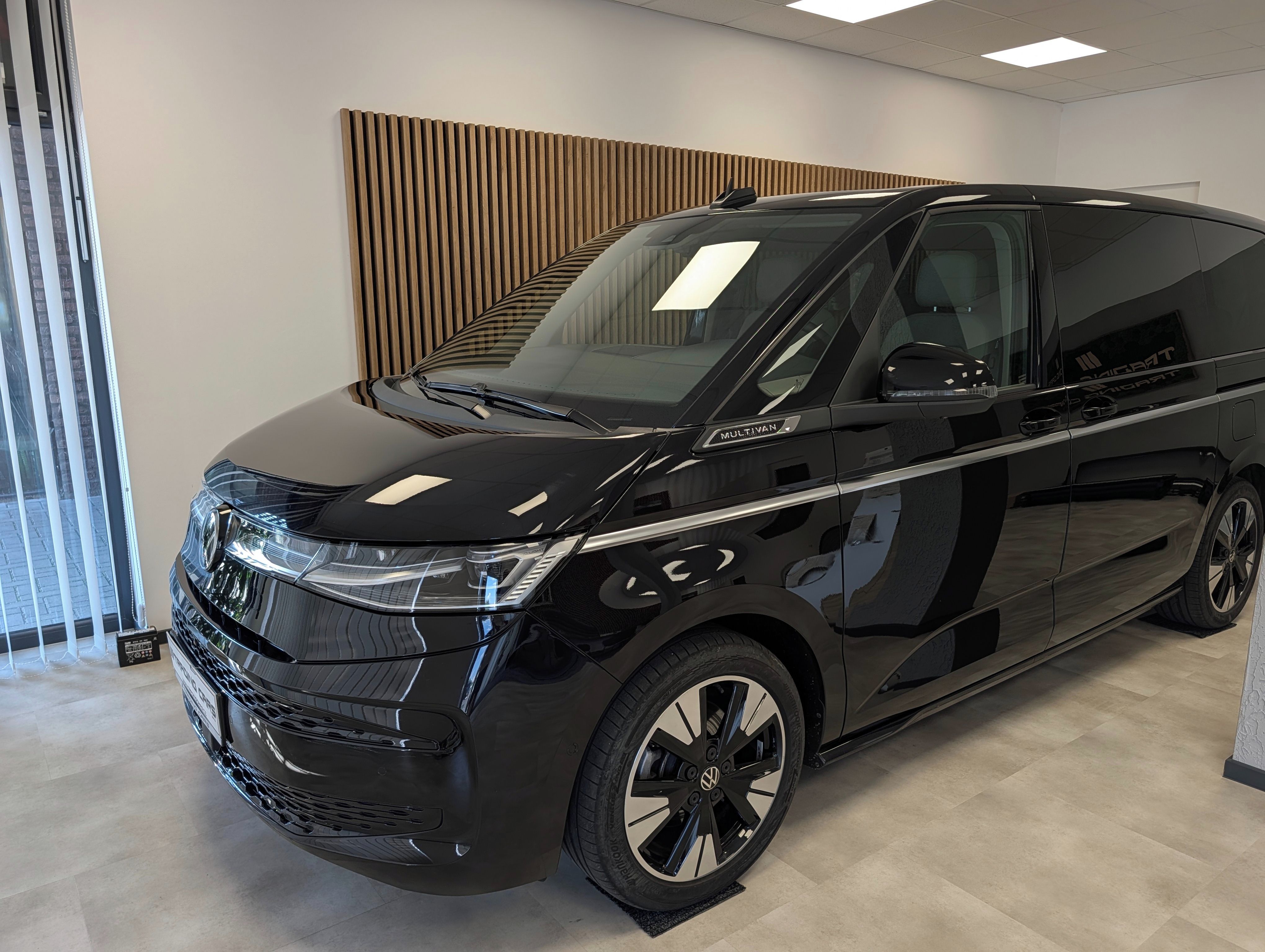 Volkswagen Multivan, 1.5 TSI LONG 4 MOTION STYLE - fotka 6