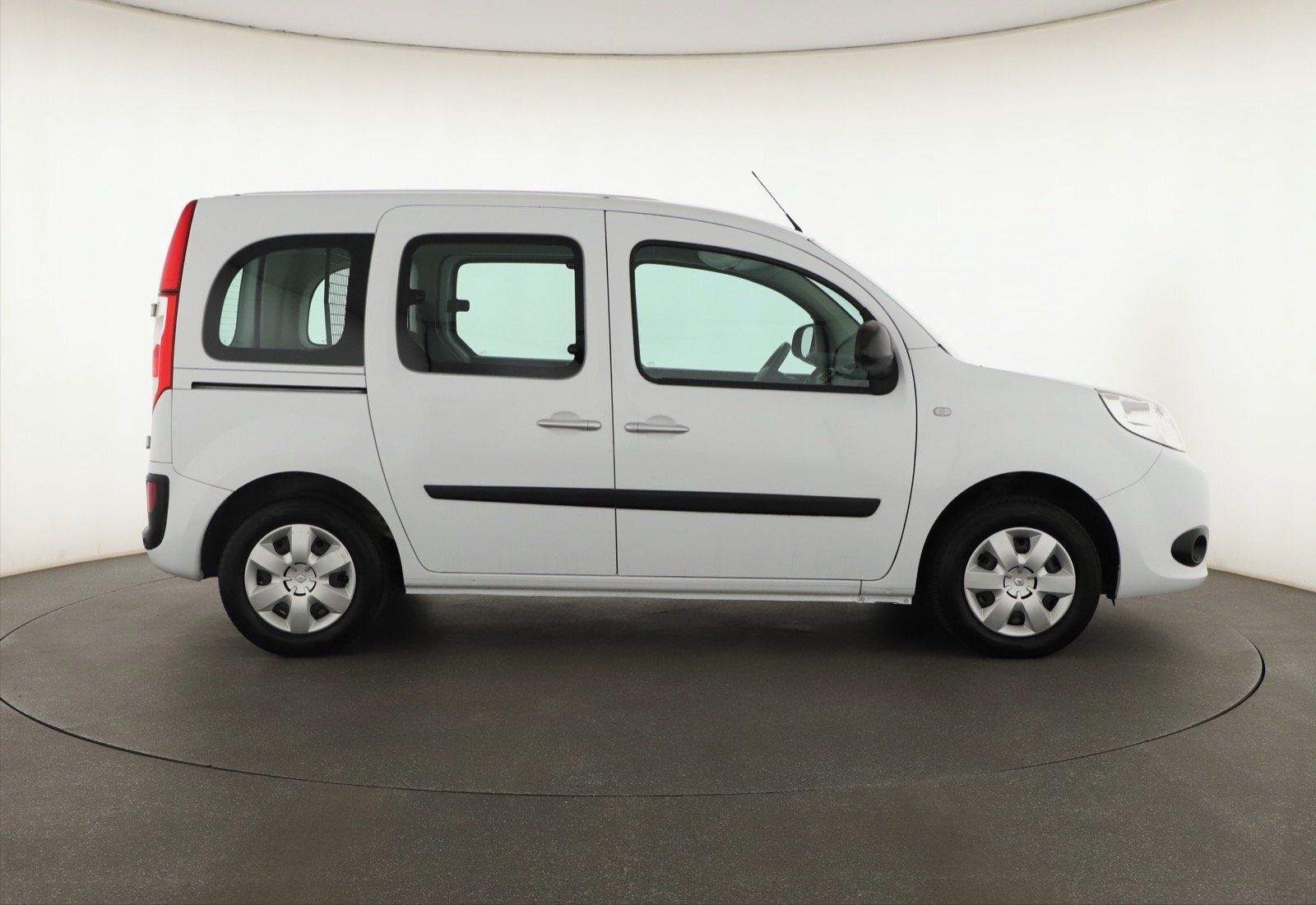 Renault Kangoo, 1.5 dCi, Zen, 5Míst, Klima, ČR - fotka 6