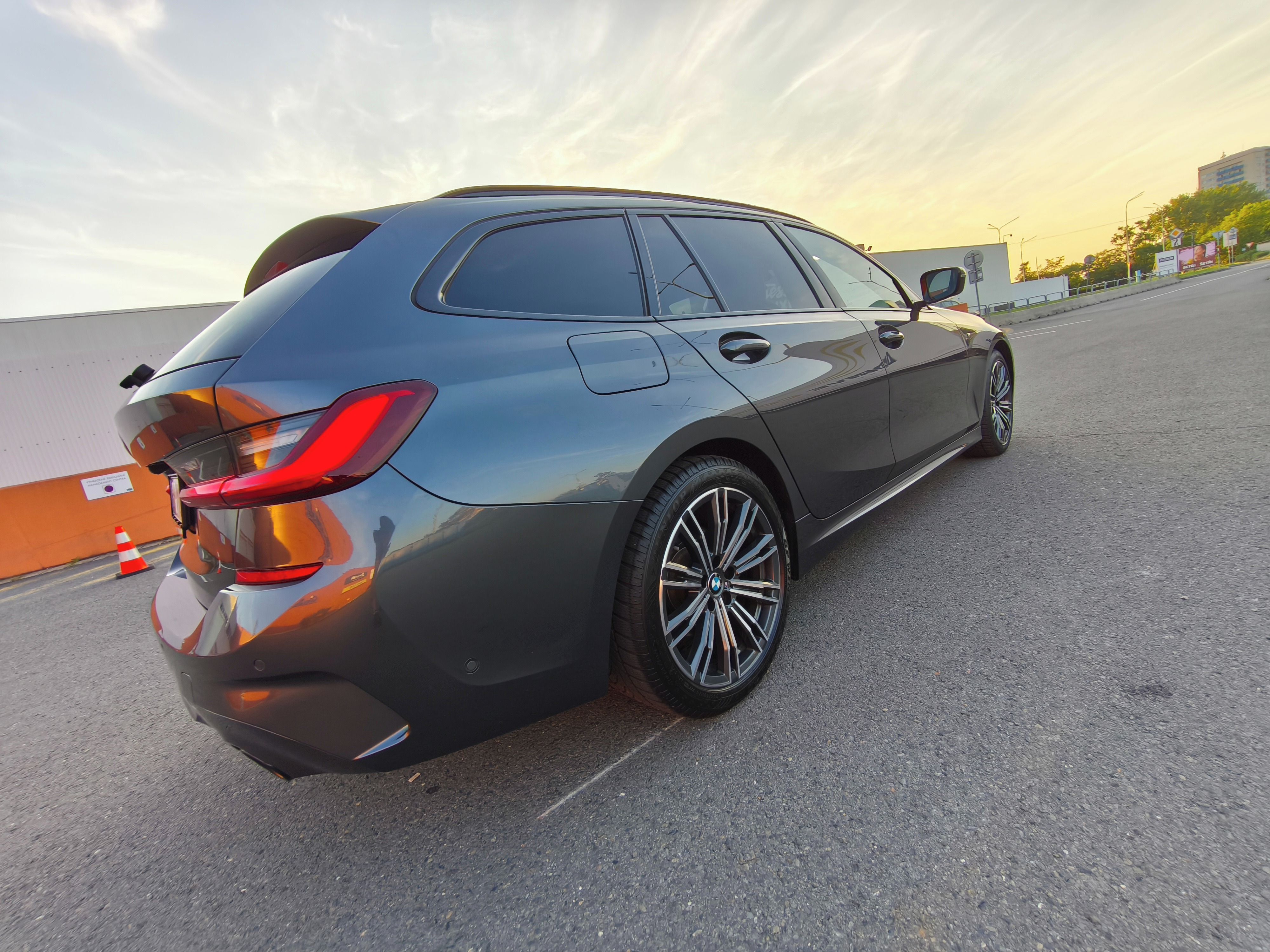 BMW Řada 3, xDrive Touring G21 M Sport - fotka 3