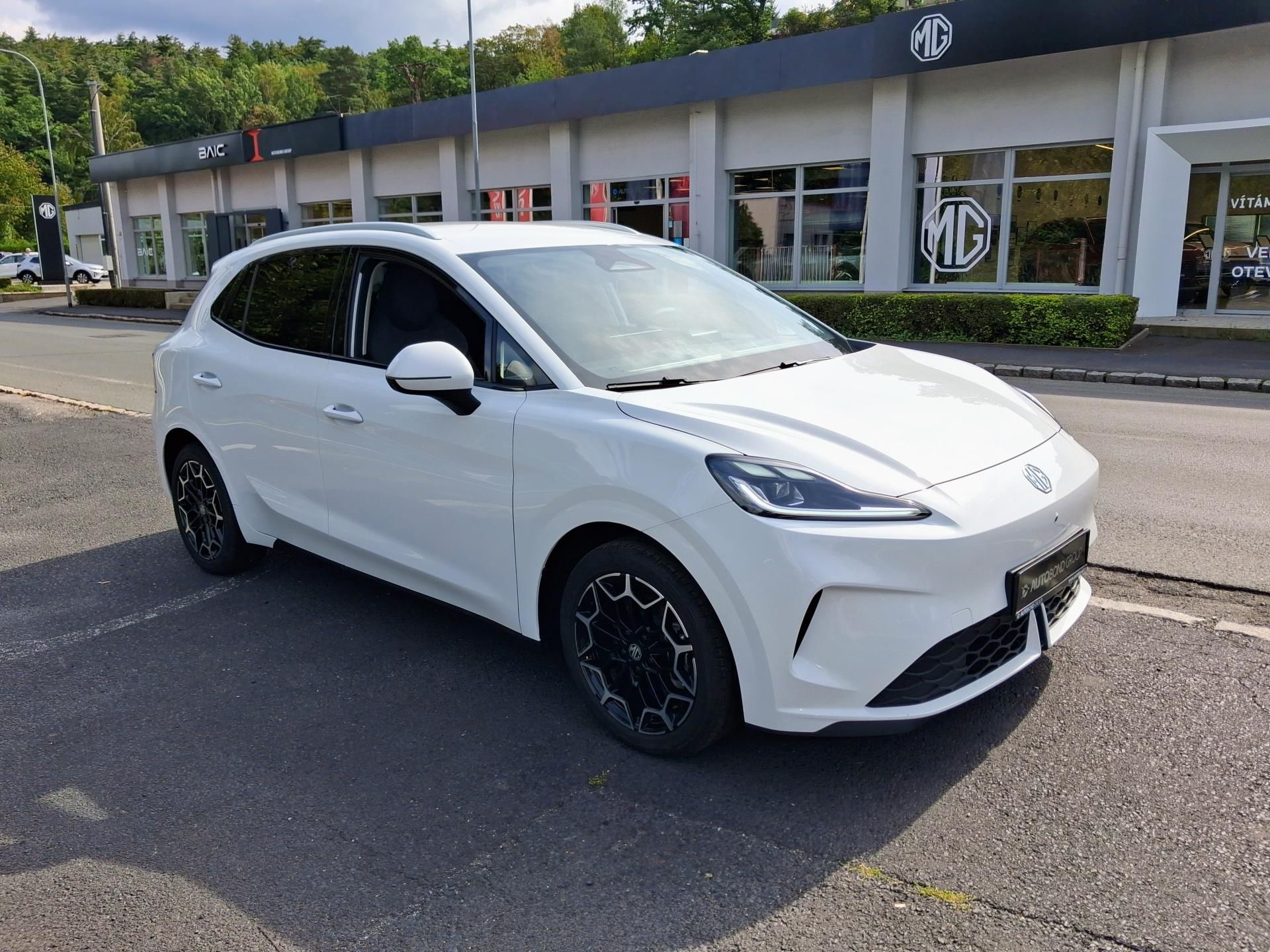 MG MG4, MG4 EV Urban EV 54kWh 118kW 1A - fotka 3