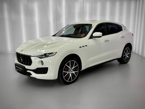 Maserati Levante, V6 Q4 DIESEL, PANORAMA, VZDUCH