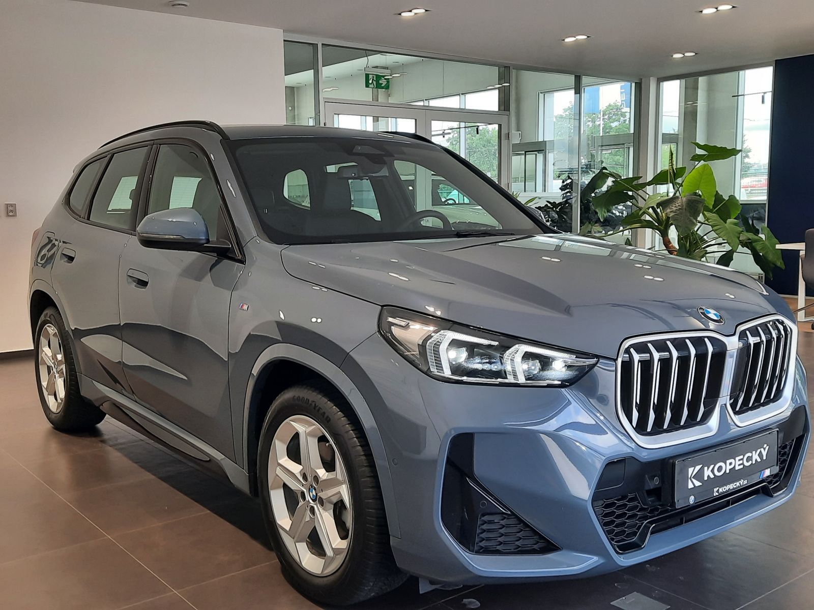 BMW X1, xDrive 20d M Sport - fotka 3