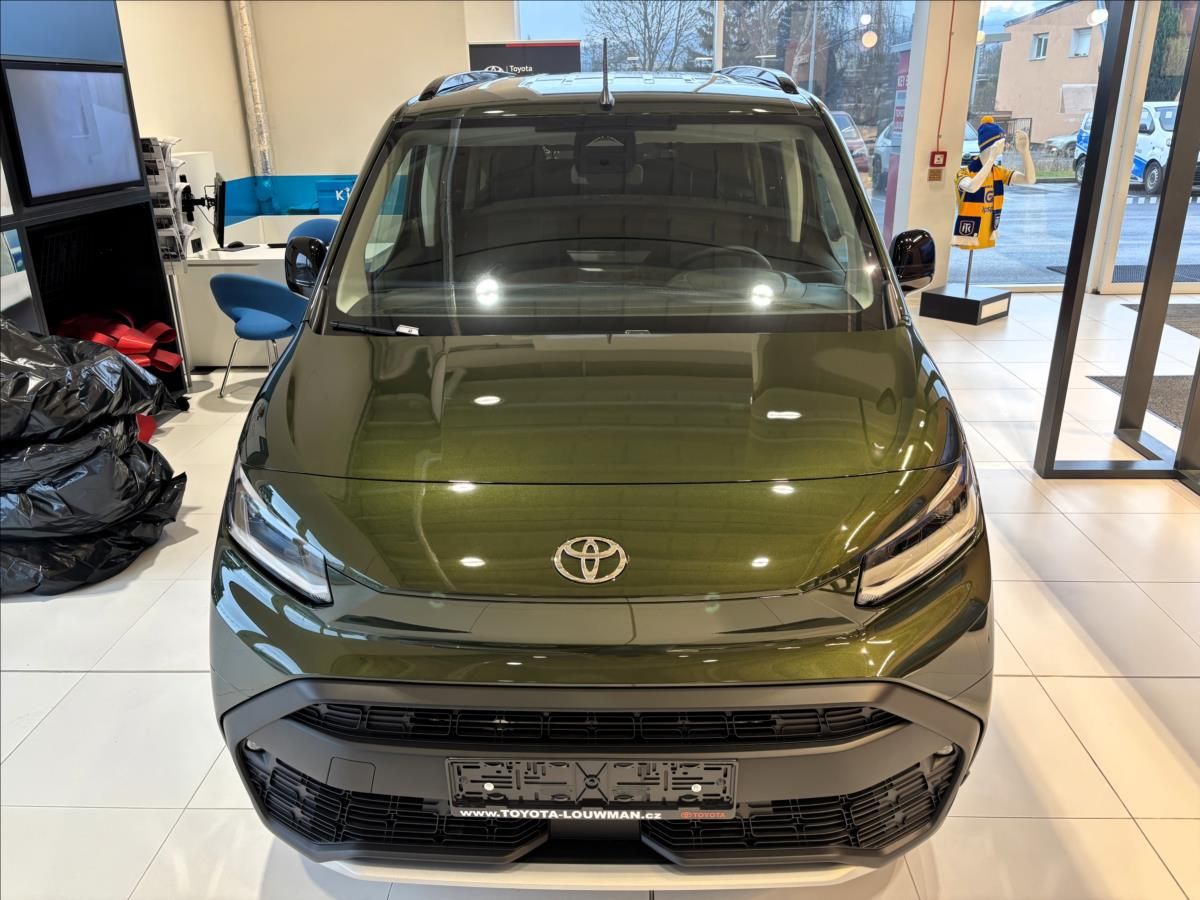 Toyota Proace City Verso, 1,5   LWB 1.5D 130 MT  Family - fotka 2