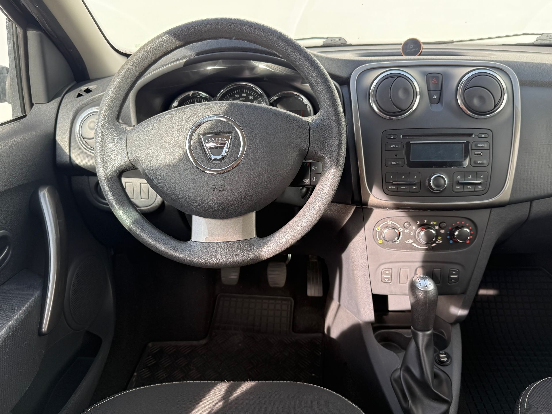 Dacia Logan, 1.2 SCe 55 kW Arctica - fotka 5