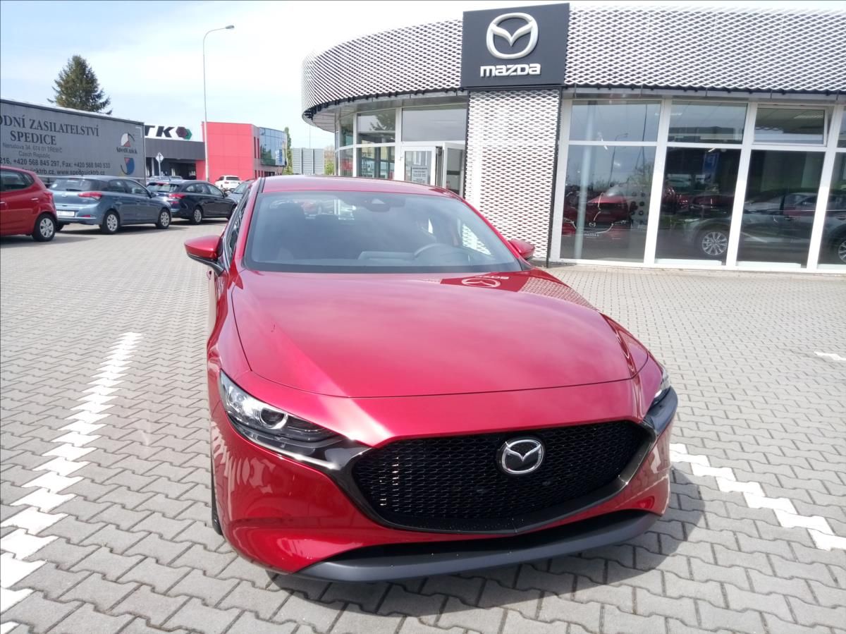 Mazda 3, 2,5 HB e-Skyactiv G140 6MT Cen