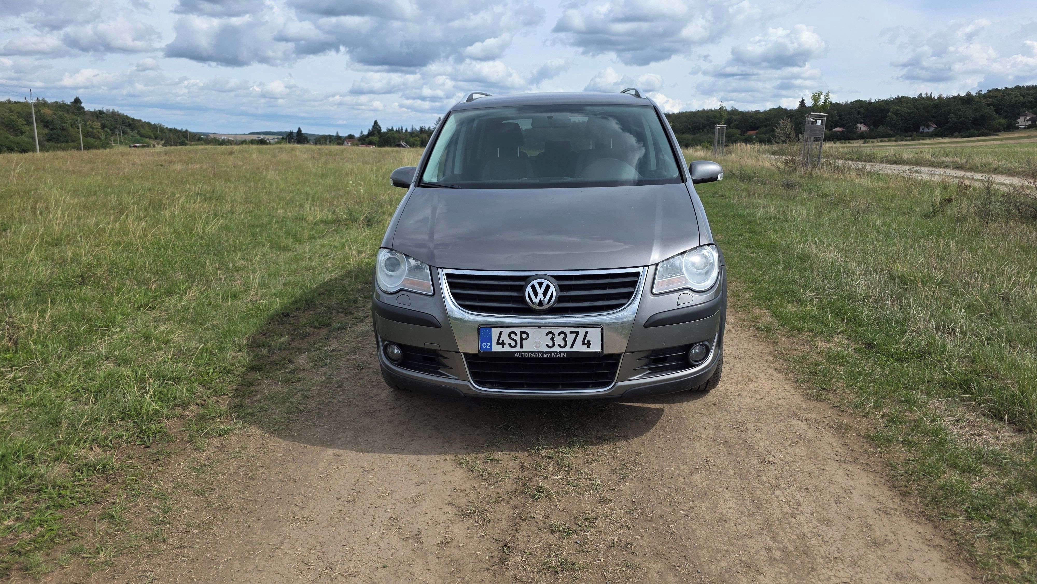 Volkswagen Touran, 1.4 tsi 103kw CROSS - fotka 2