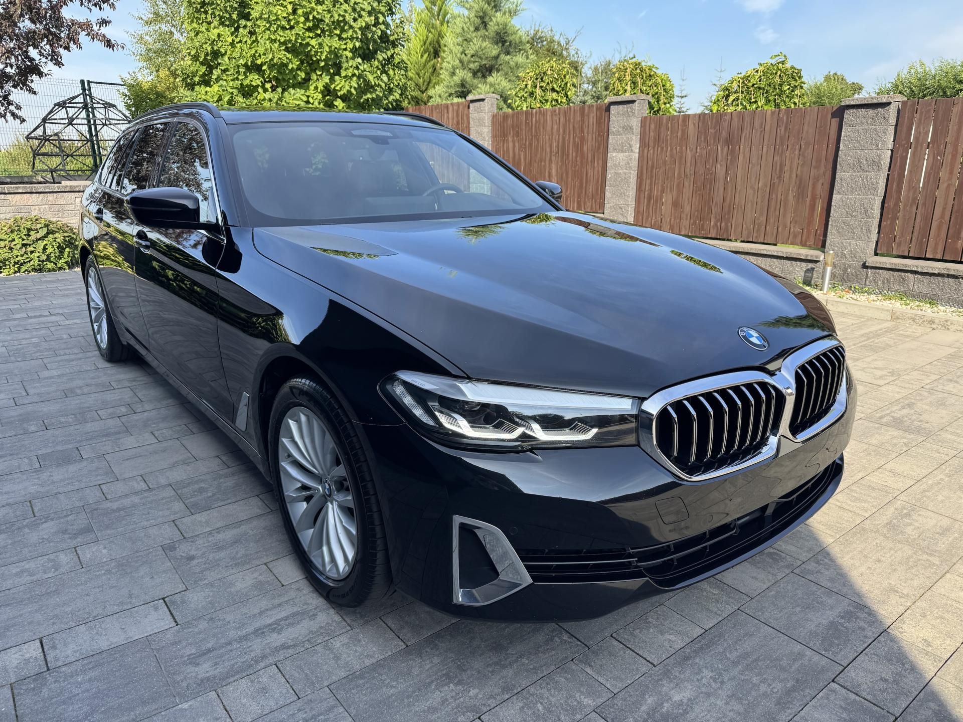 BMW Řada 5, 520xd, Luxury Line, Panorama - fotka 4