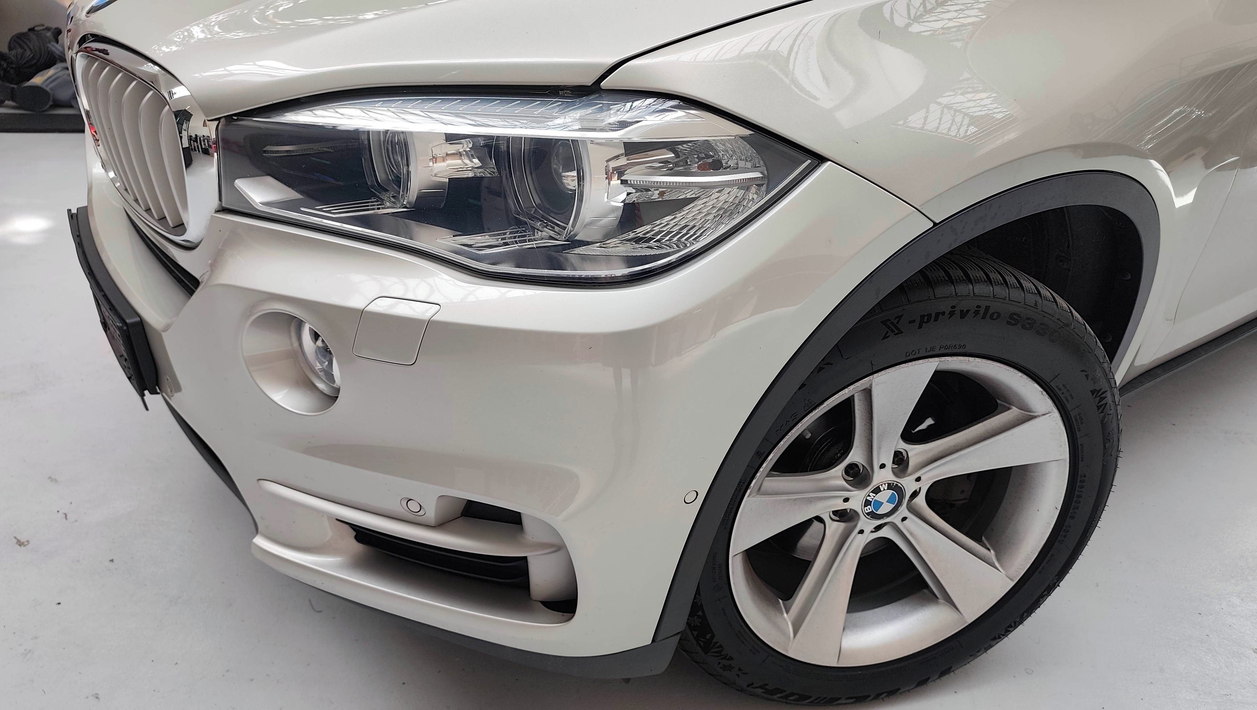 BMW X5, 40d 230kw velká výbava - fotka 5