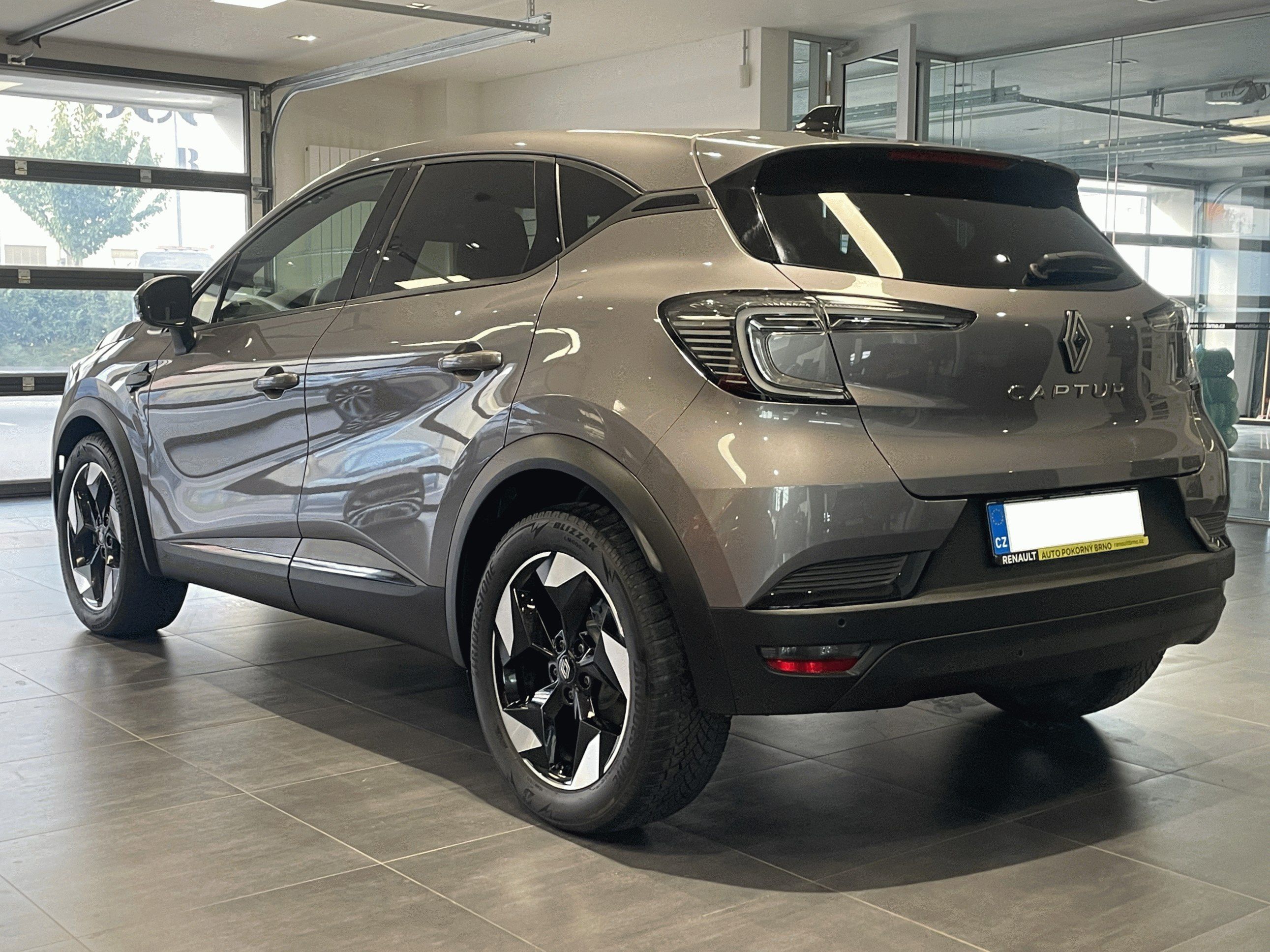 Renault Captur, TECHNO 1,3TCe 160k EDC - fotka 3