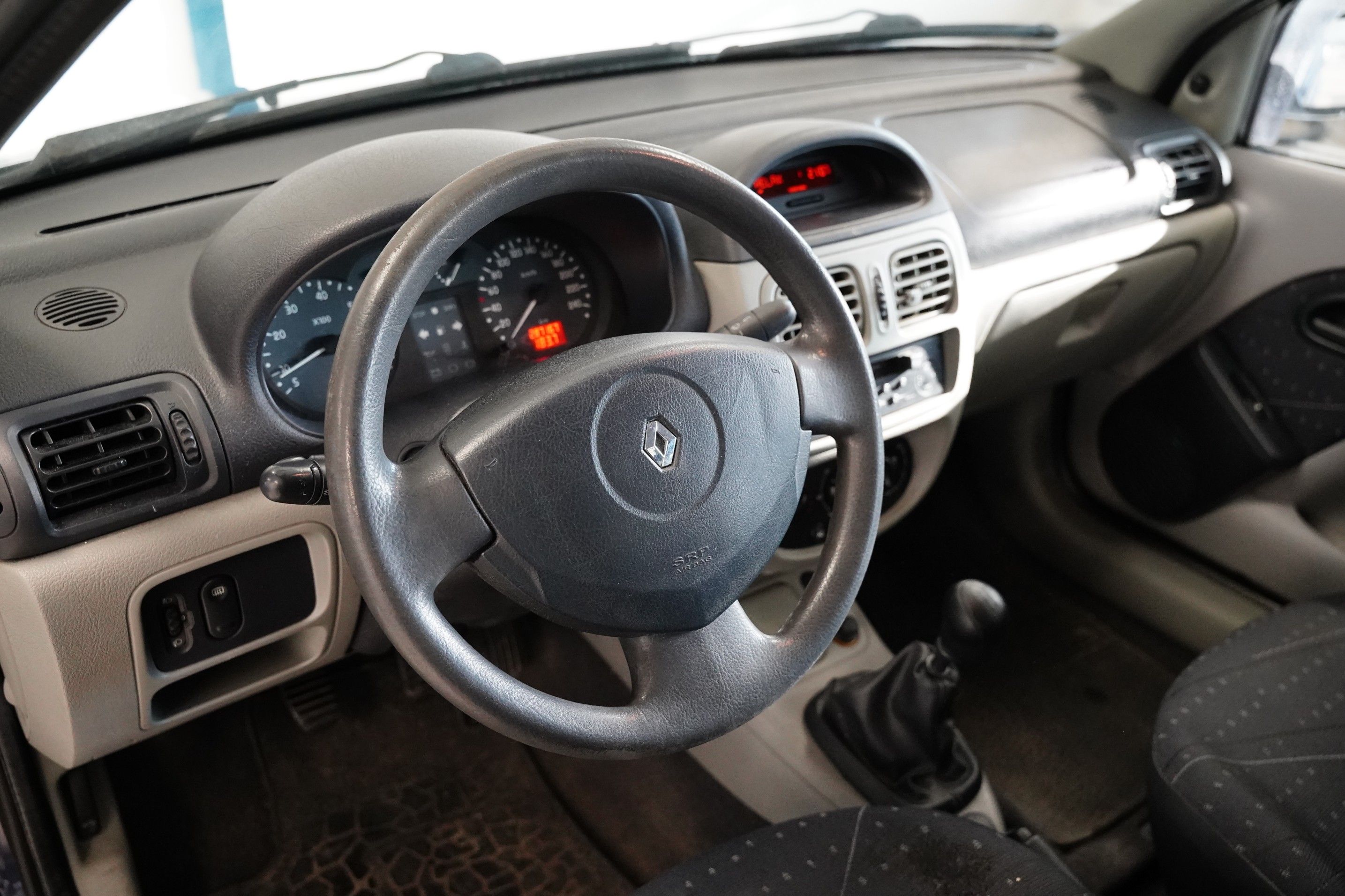 Renault Thalia, 1.5 DCi 48 kW - fotka 6