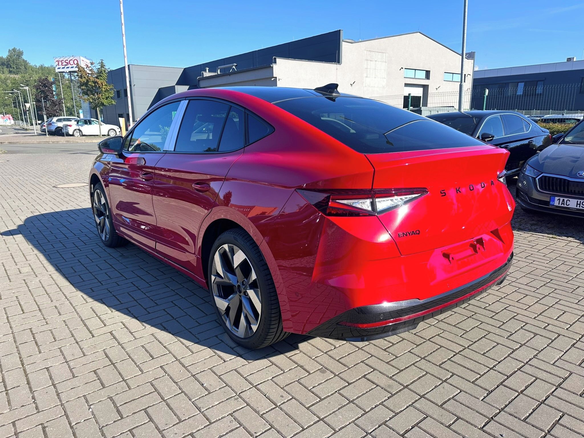 Škoda Enyaq Coupé, VRS, 4x4,250 kW, 82kWh,SKLADEM - fotka 3