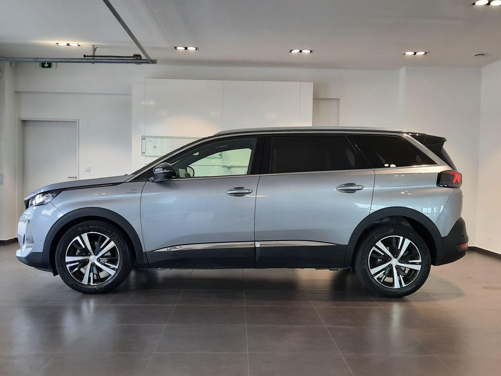 Peugeot 5008, GT 1.5 BlueHDi 130k EAT8 - fotka 4