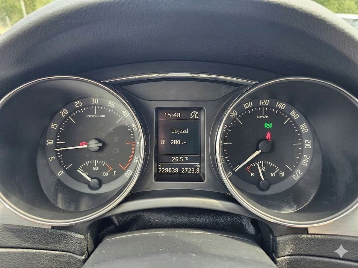 Škoda Superb, Škoda Superb 1.6 TDI  - Servis - fotka 6