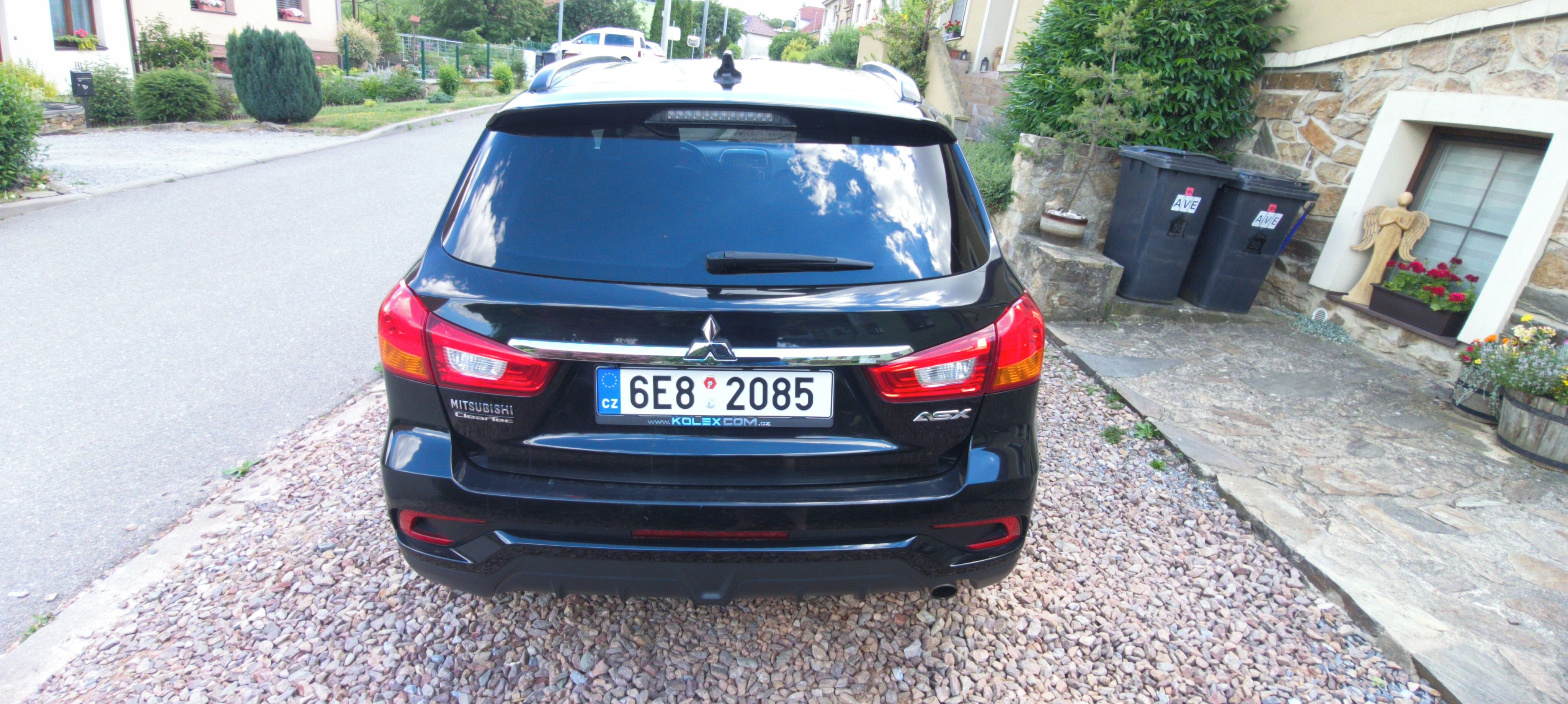Mitsubishi ASX, 1.6 benzín, klima, kamera - fotka 6