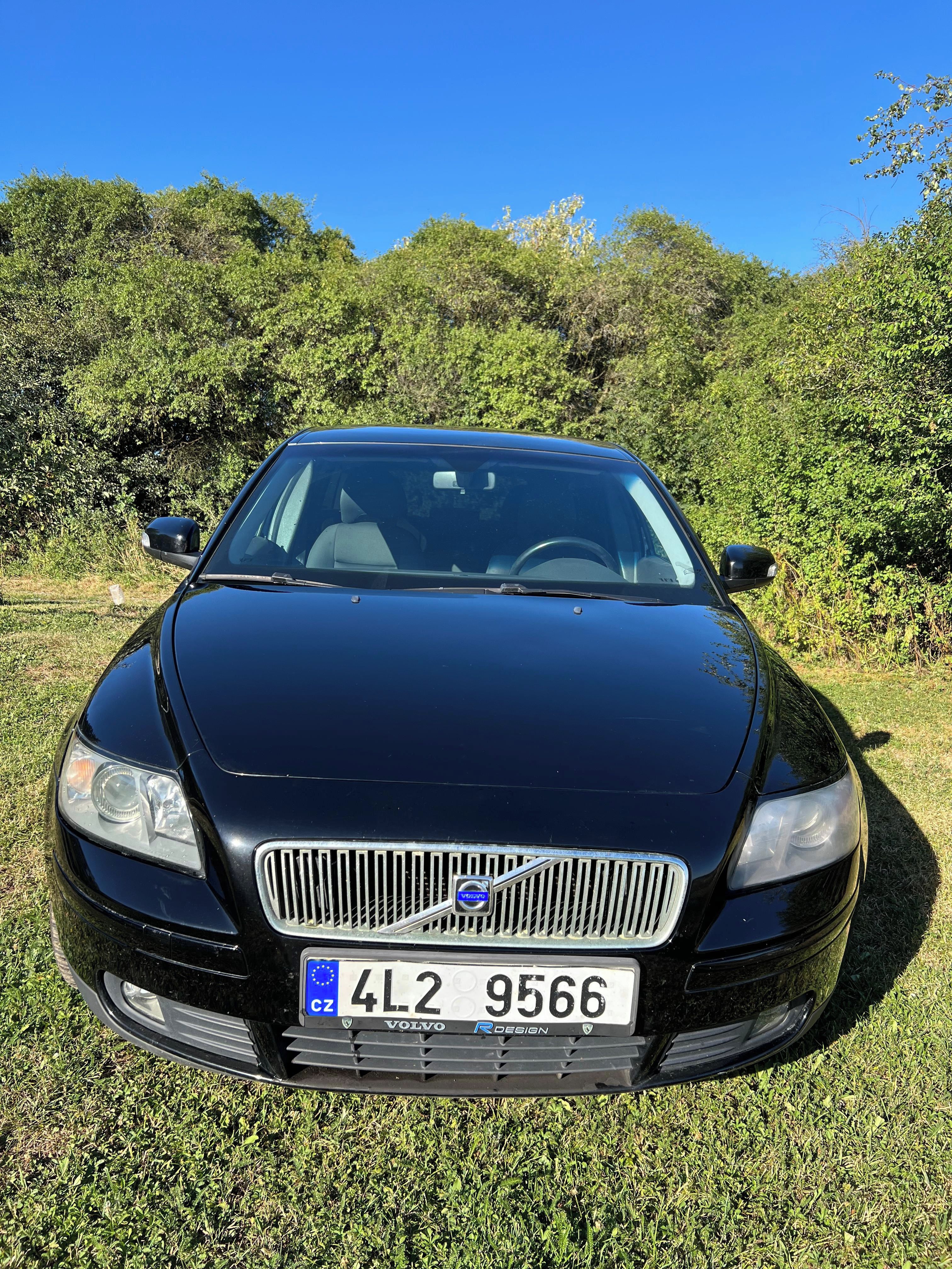 Volvo V50, VOLVO V50 kombi 2.0 D - fotka 2