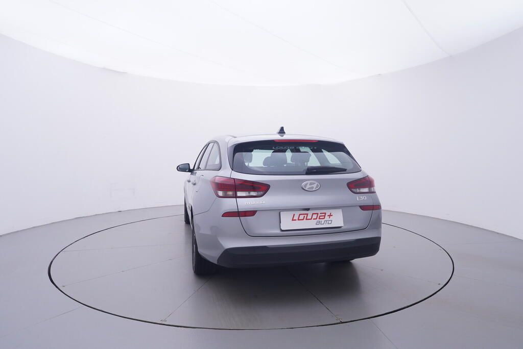 Hyundai i30, Start 1.0 GDI 73 kW - fotka 4