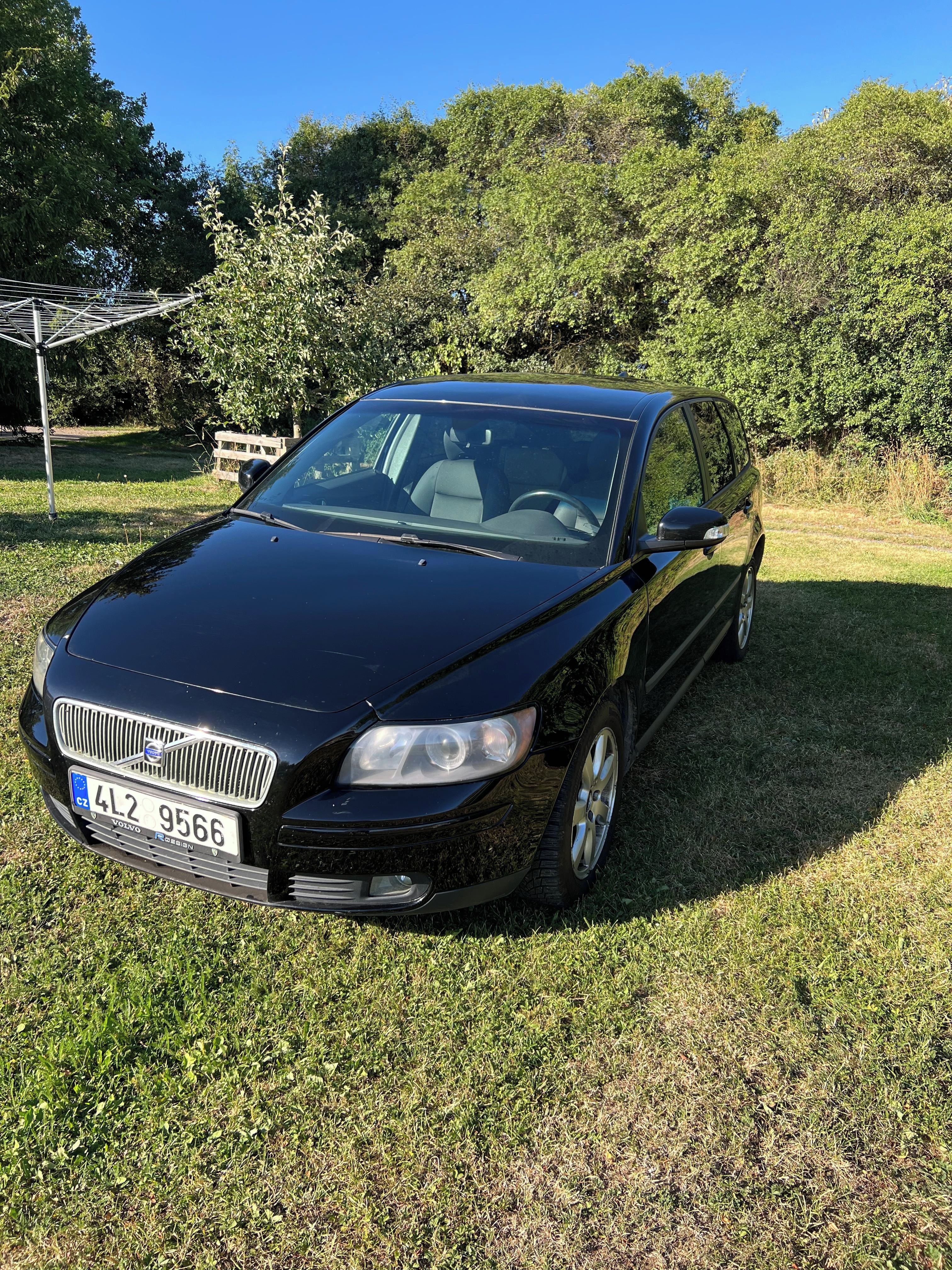 Volvo V50, VOLVO V50 kombi 2.0 D