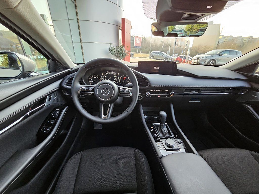 Mazda 3, 2.5L G140 6AT Exclusive-line - fotka 6