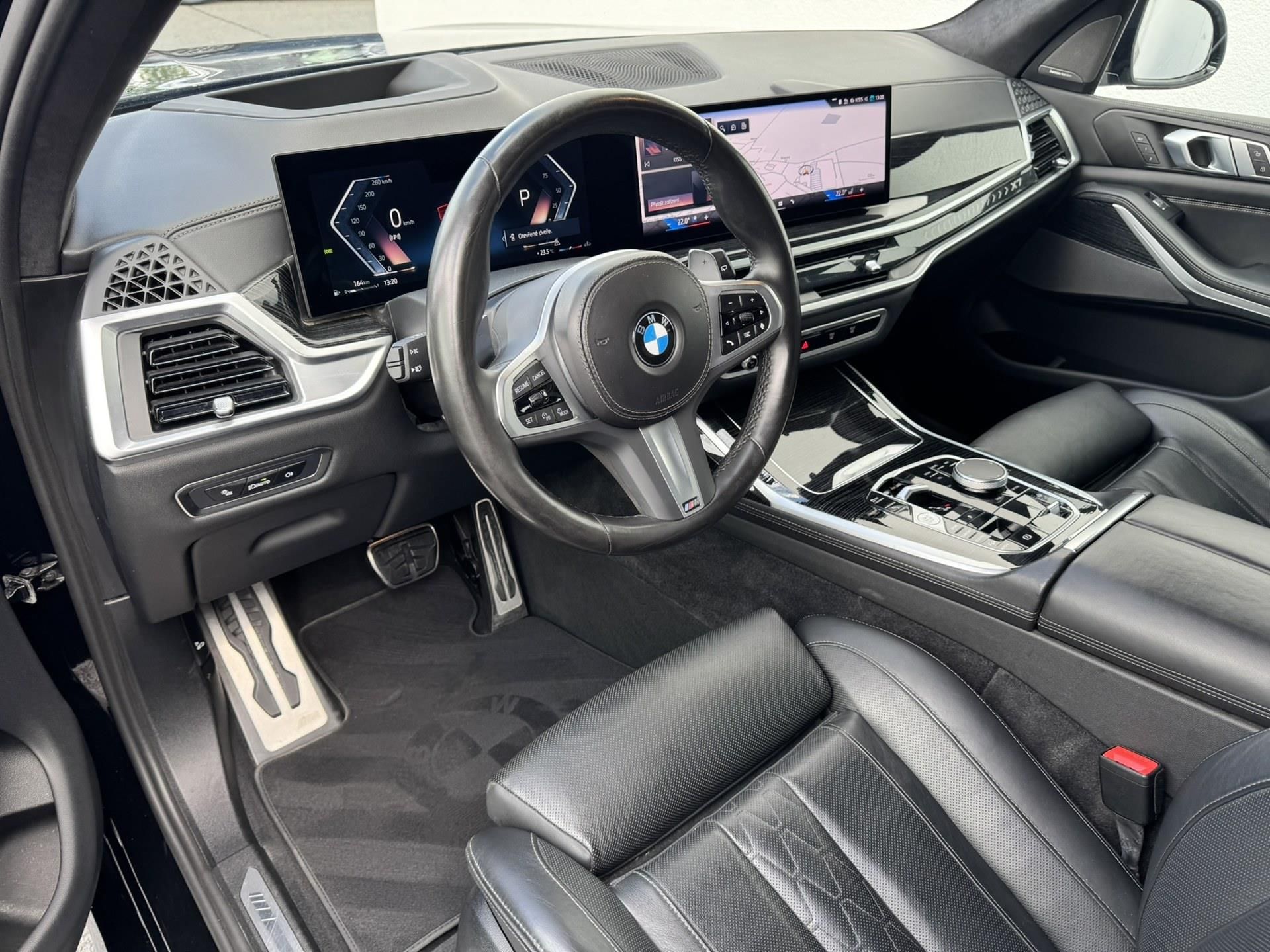 BMW X7, X7 xDrive40i Mpaket - fotka 5