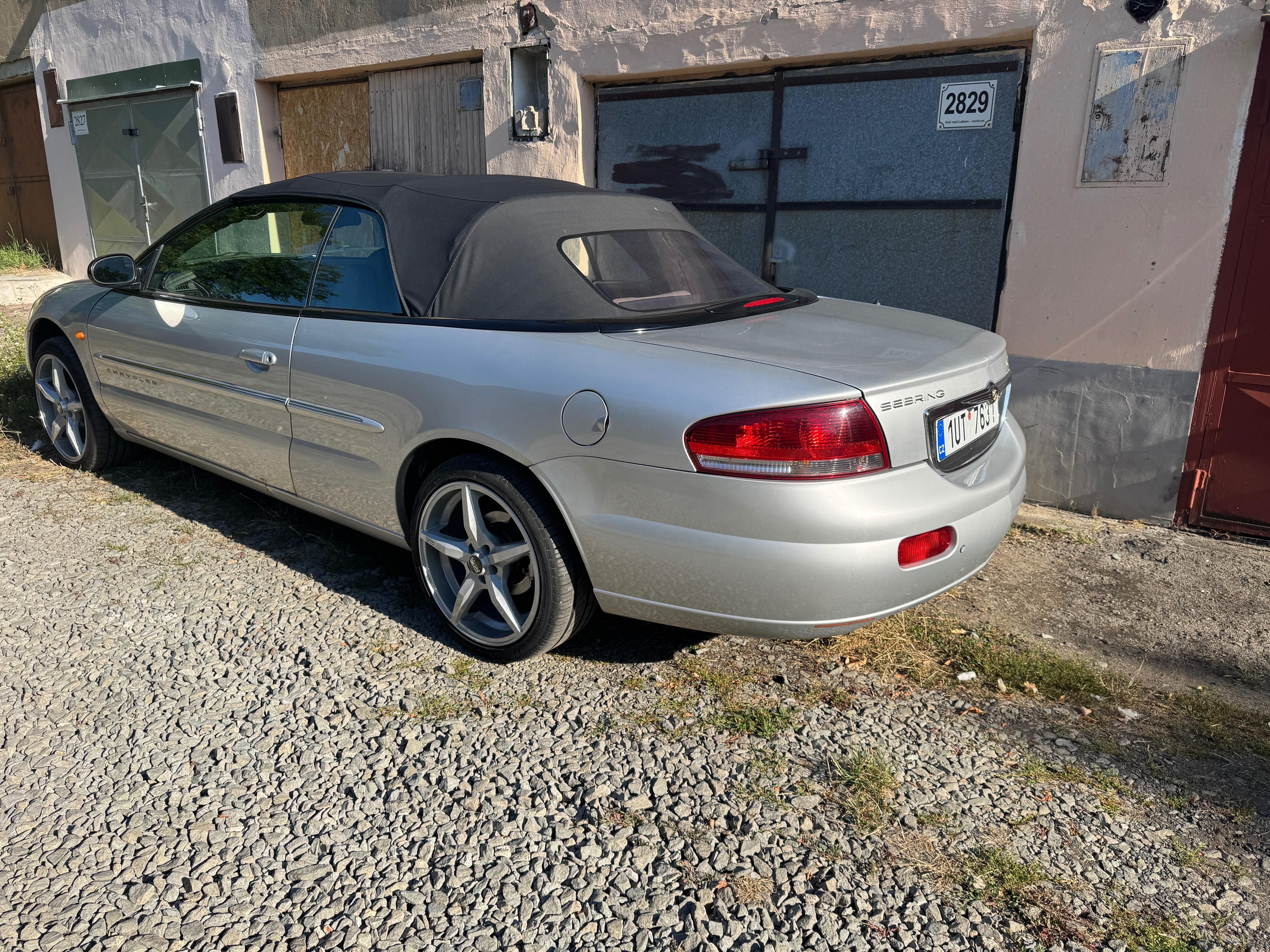 Chrysler Sebring, 2.7 V6 - fotka 2